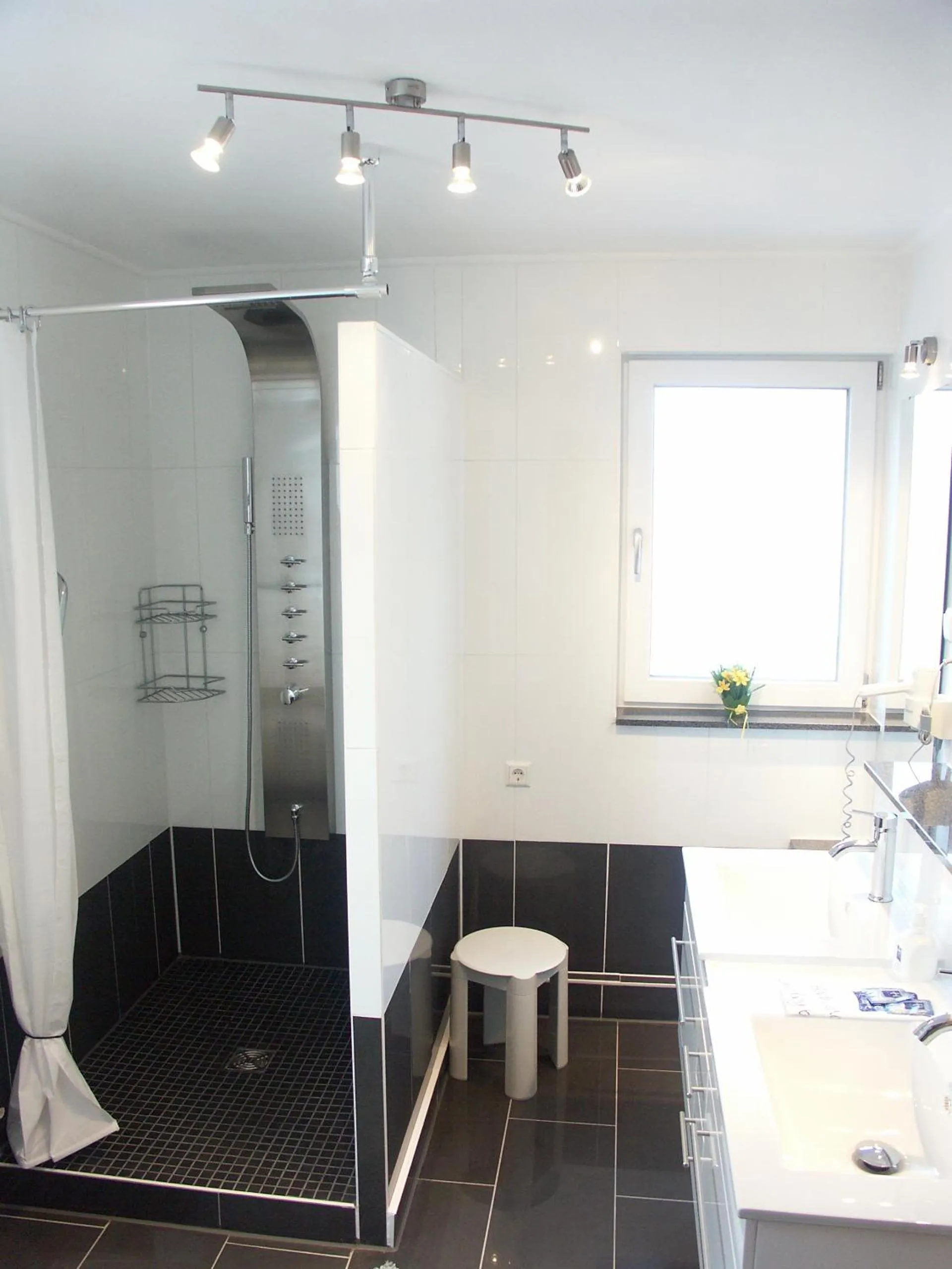 Bathroom in Wellness Hotel Garni Krone