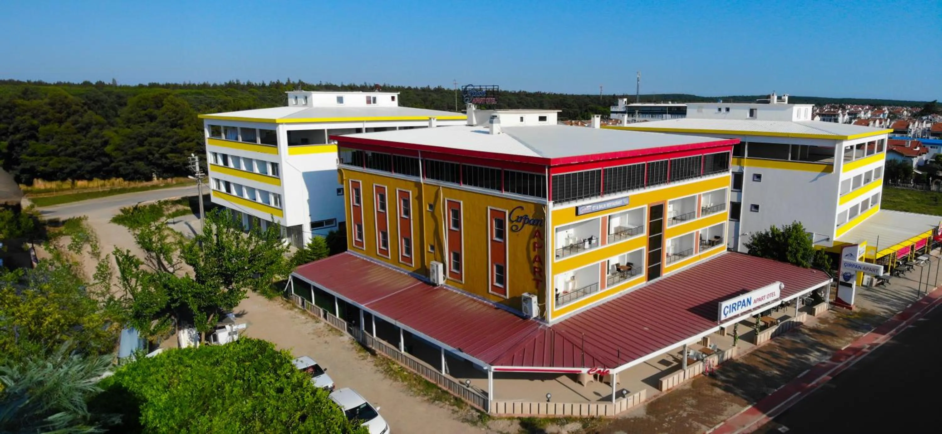 Property building in çırpan apart otel