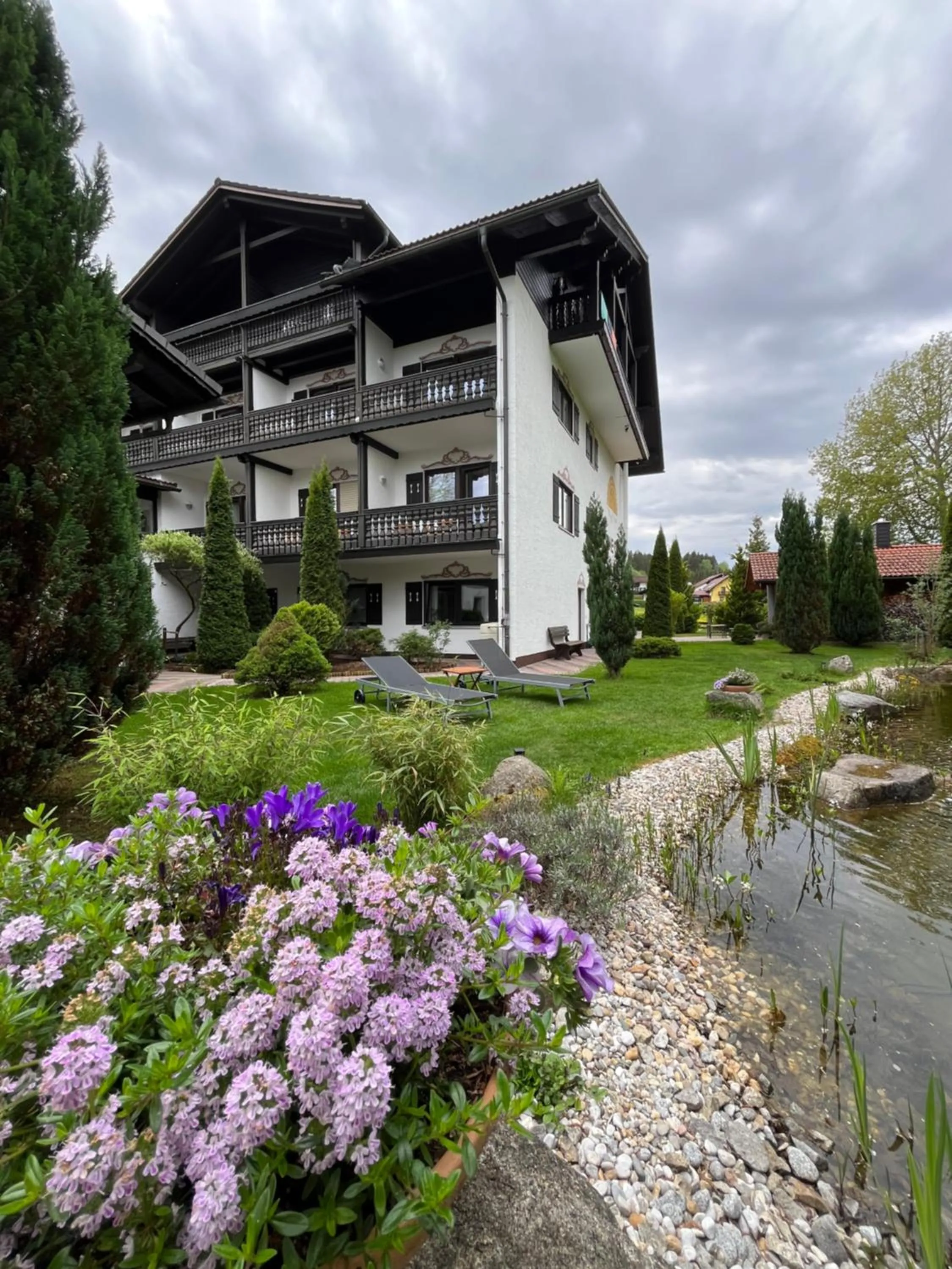 Garden in Hotel Sonnenhof 3-Sterne-Superior