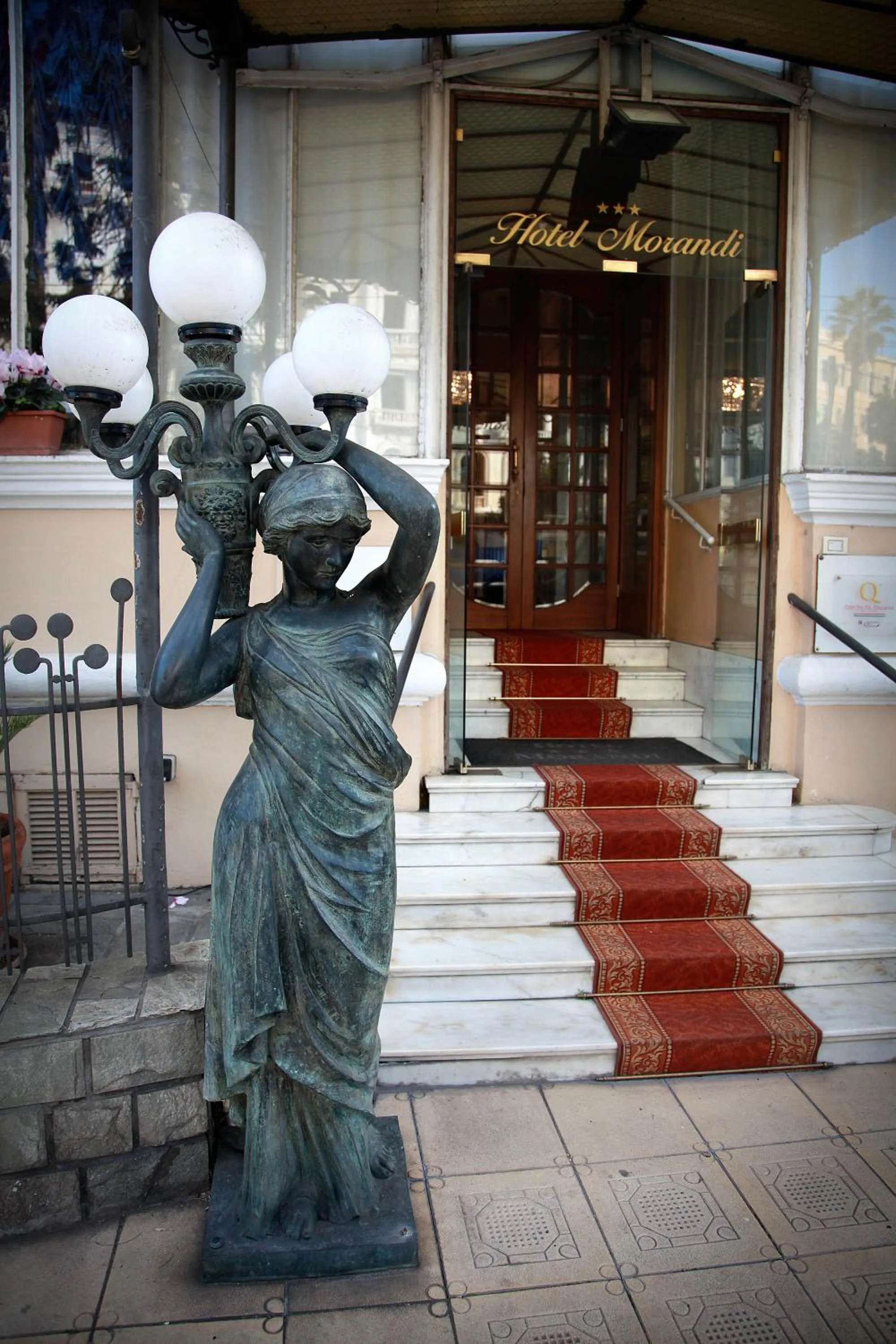 Facade/entrance in Hotel Morandi