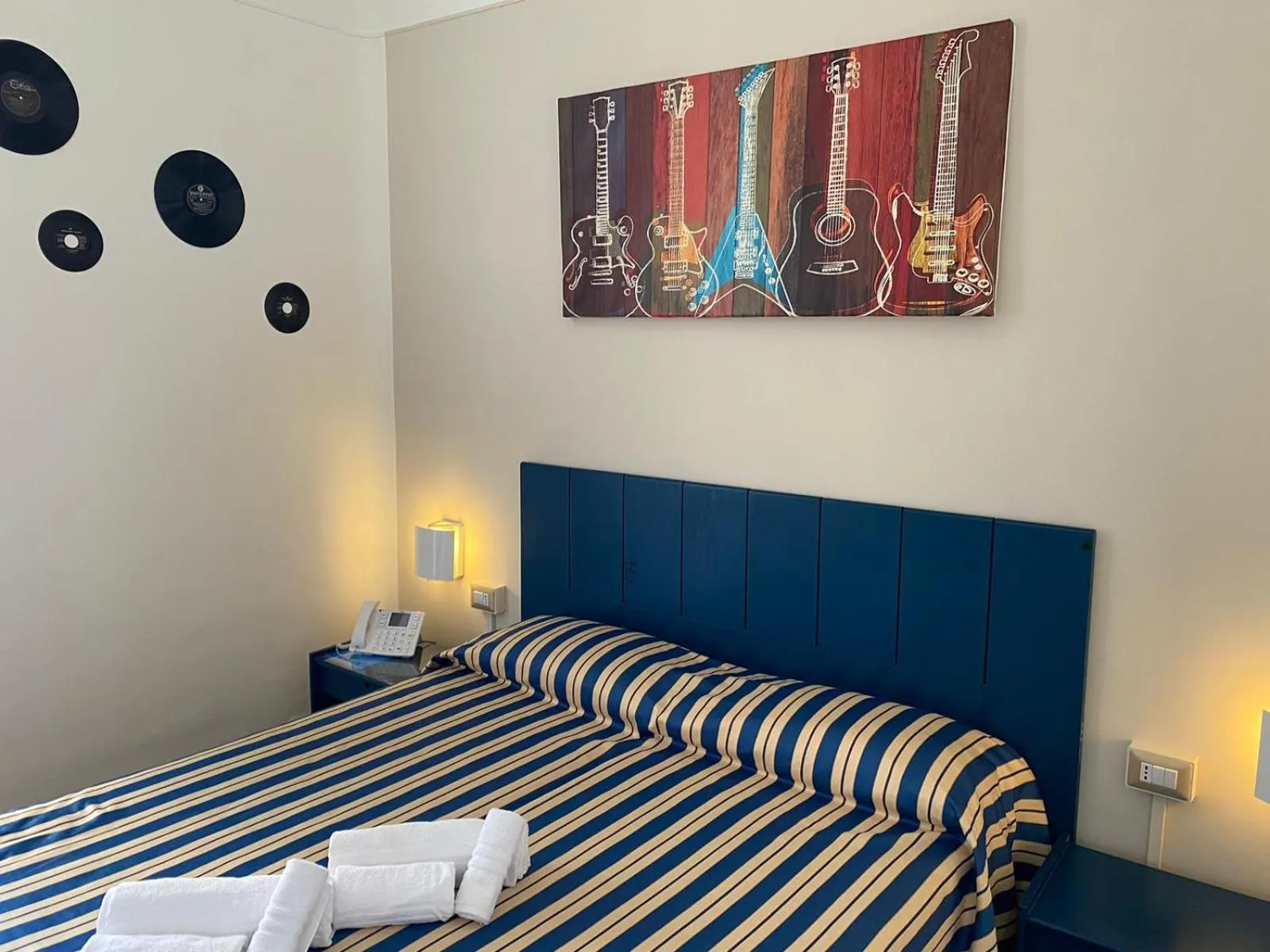 Bed in Hotel Morandi