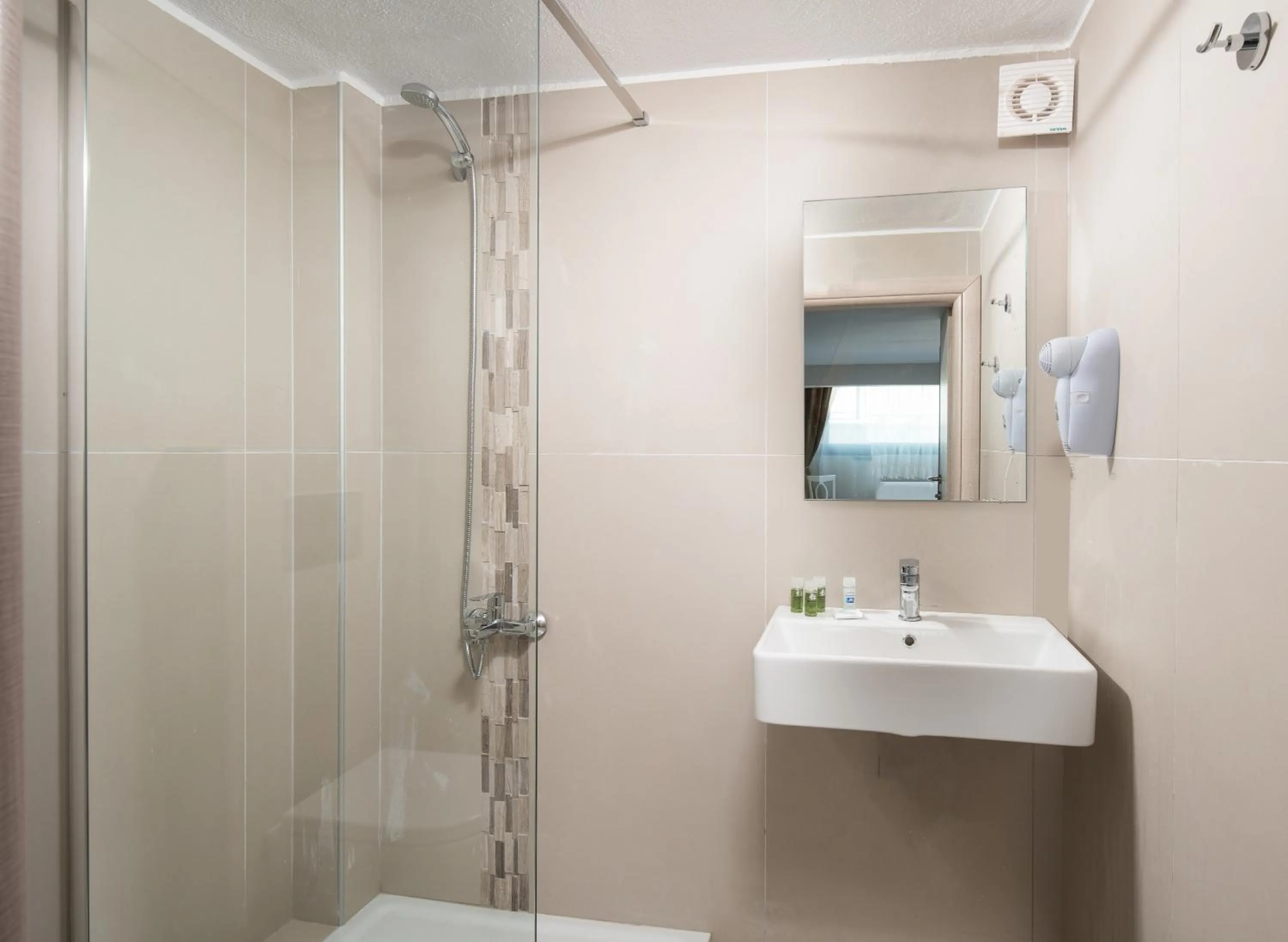 Bathroom in Mykoniatika Villas