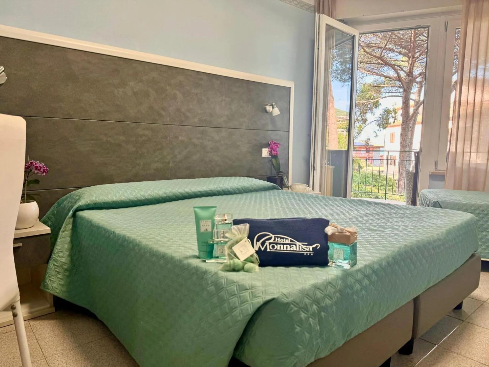 Bedroom, Bed in Hotel Monna Lisa