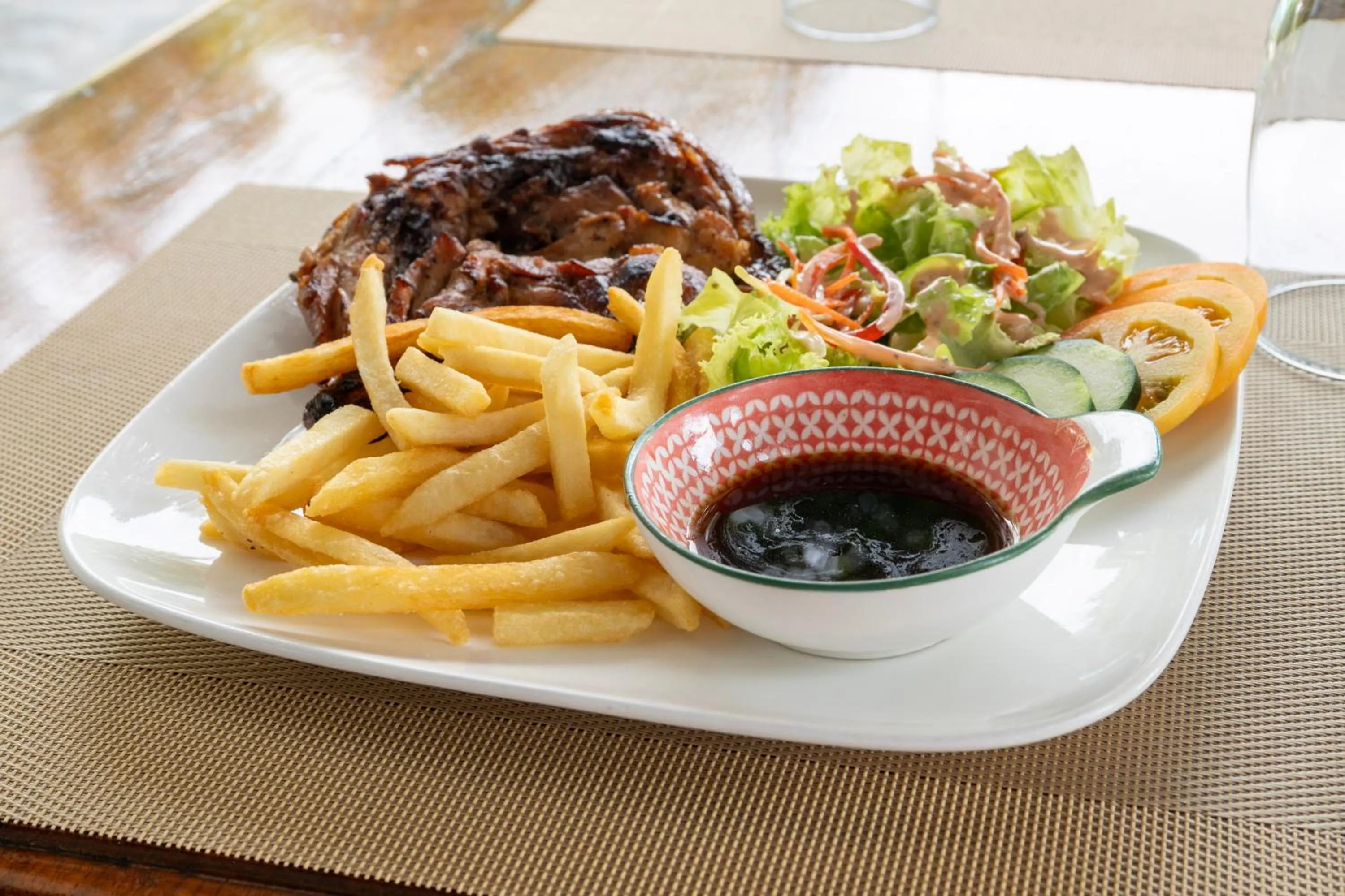 Food and drinks in Casalay Boutique Villas & Dive