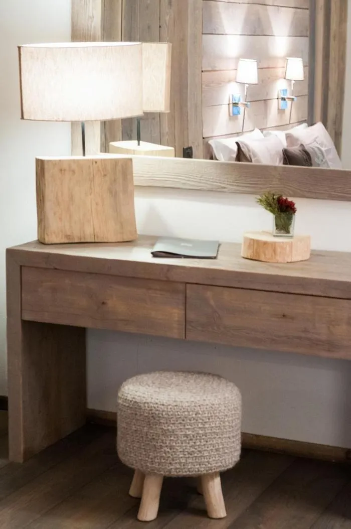 Decorative detail in Hotel Vecchia Stazione Mountain Elegance