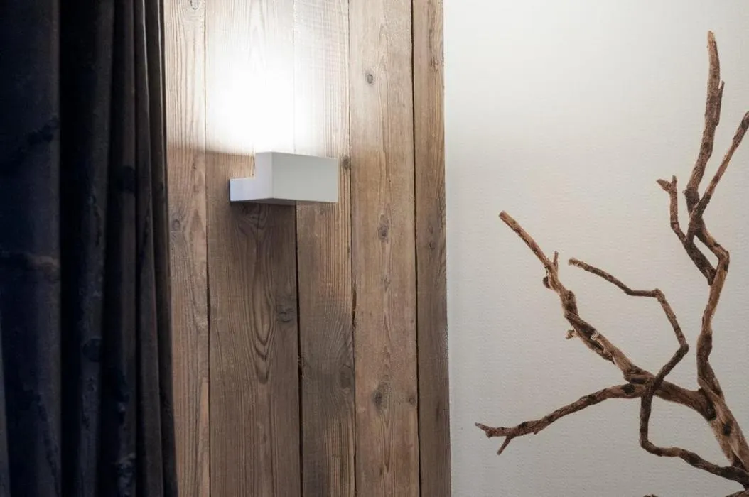 Decorative detail in Hotel Vecchia Stazione Mountain Elegance