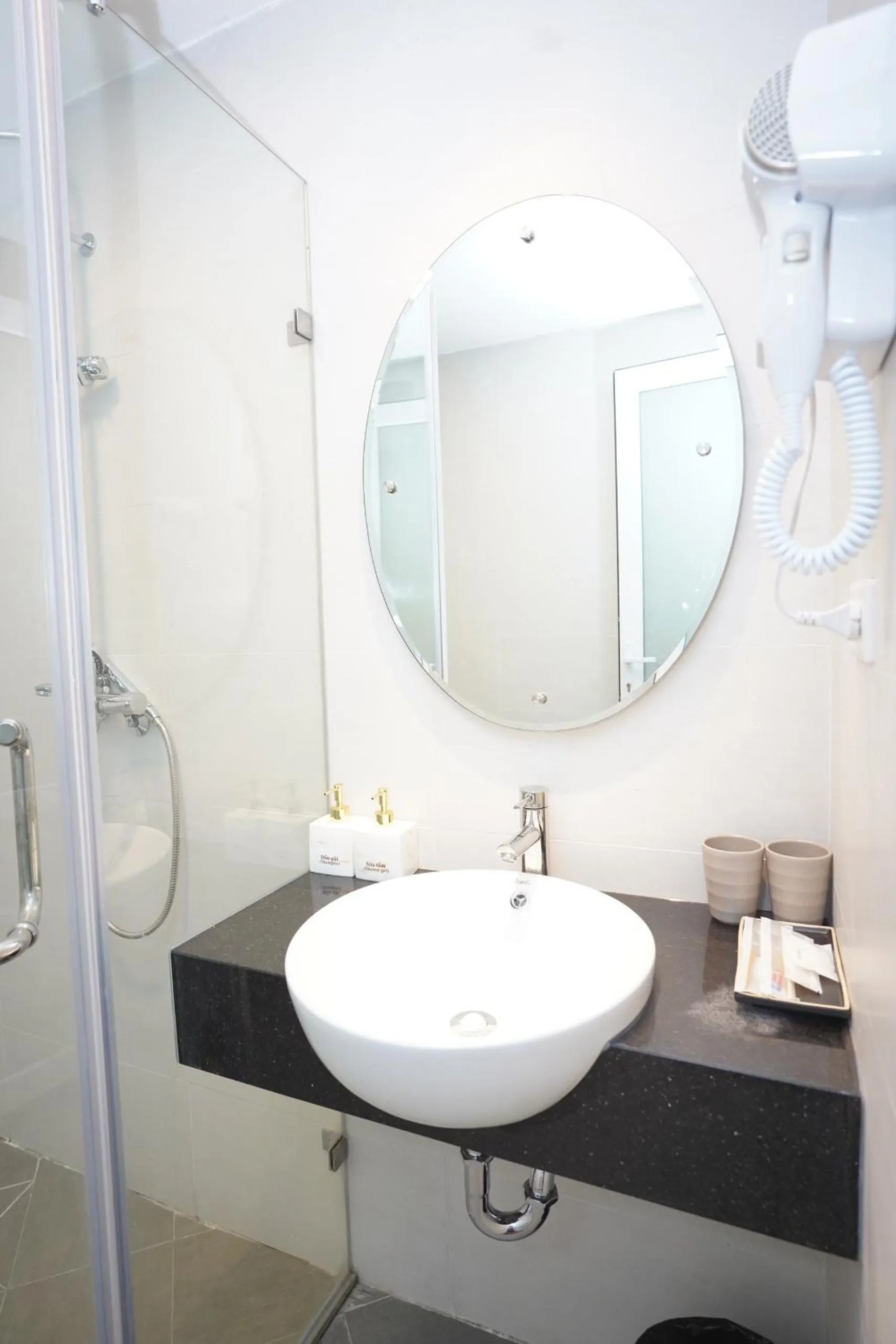 Hanoi Capital Premium Hotel