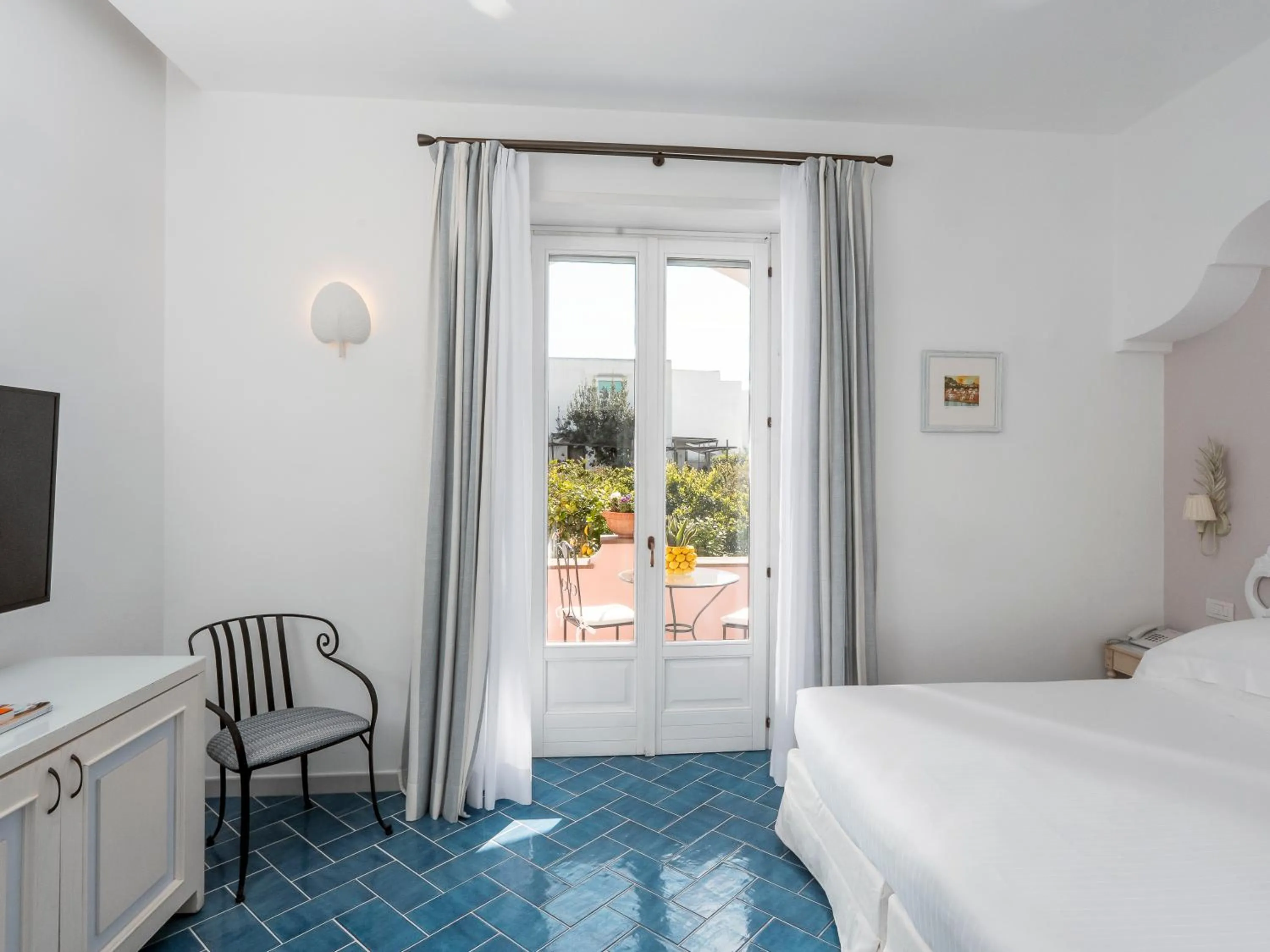 Photo of the whole room, Bed in Boutique Hotel Casa Mariantonia