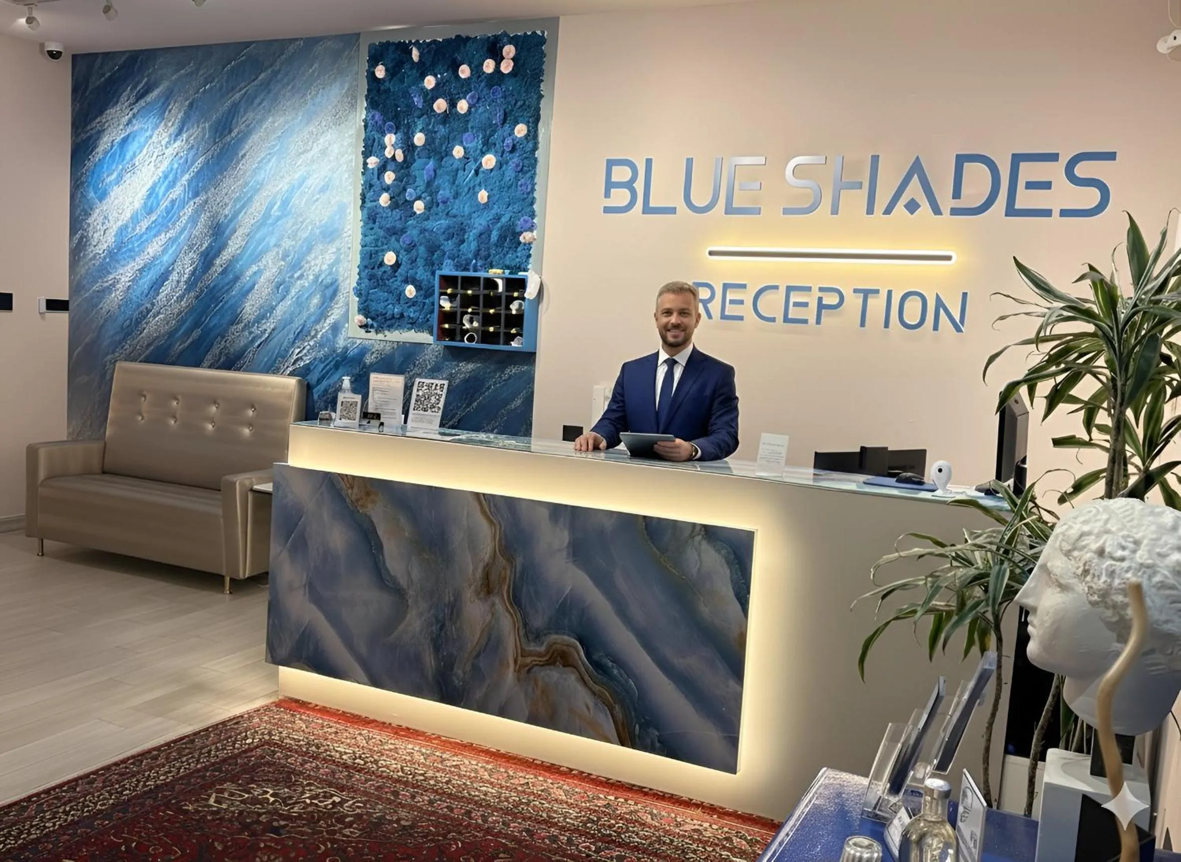 Lobby or reception in Blue Shades Hotel
