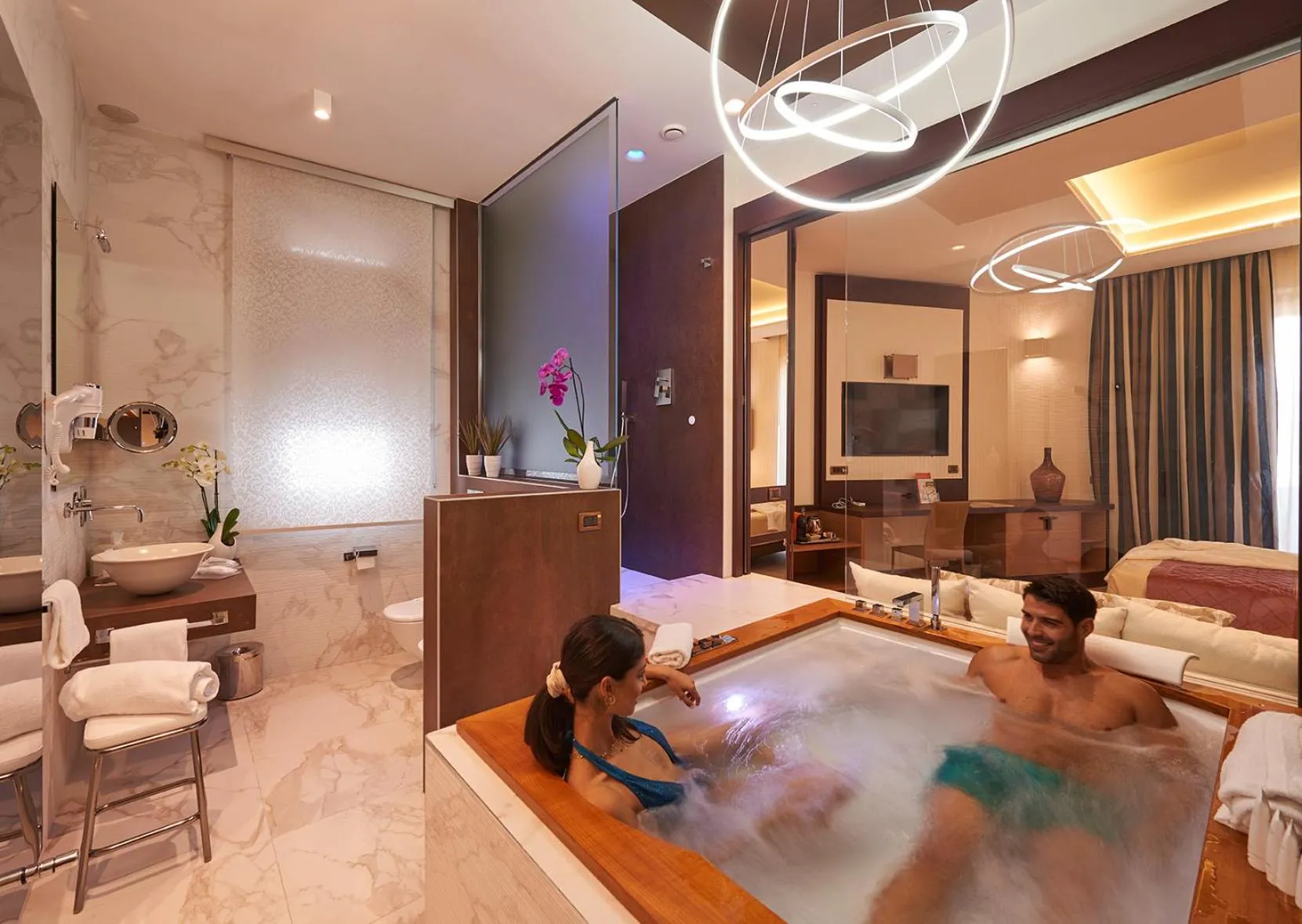 Hot Tub in THotel Lamezia