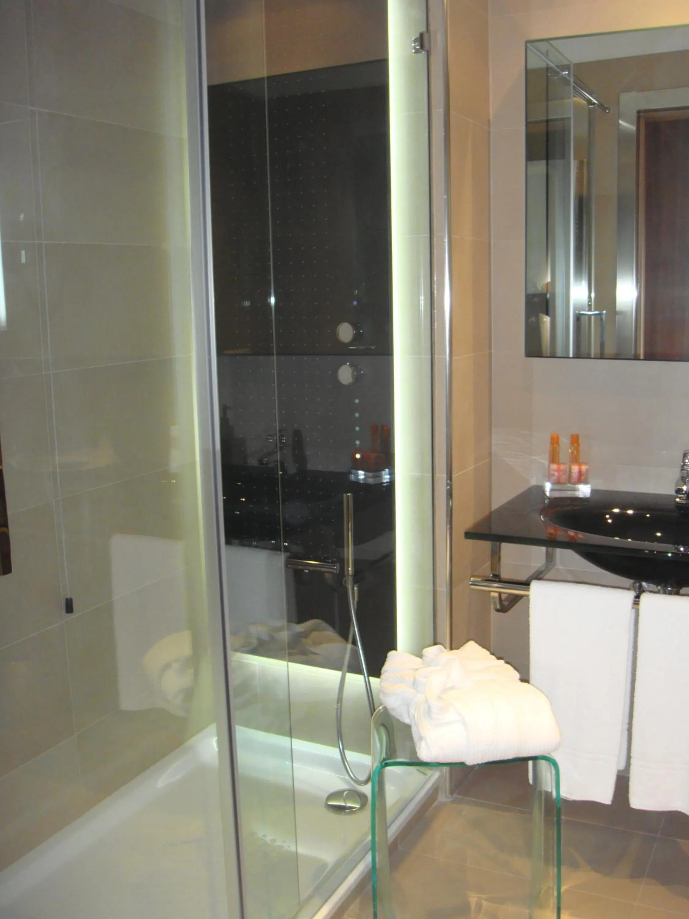 Bathroom in THotel Lamezia