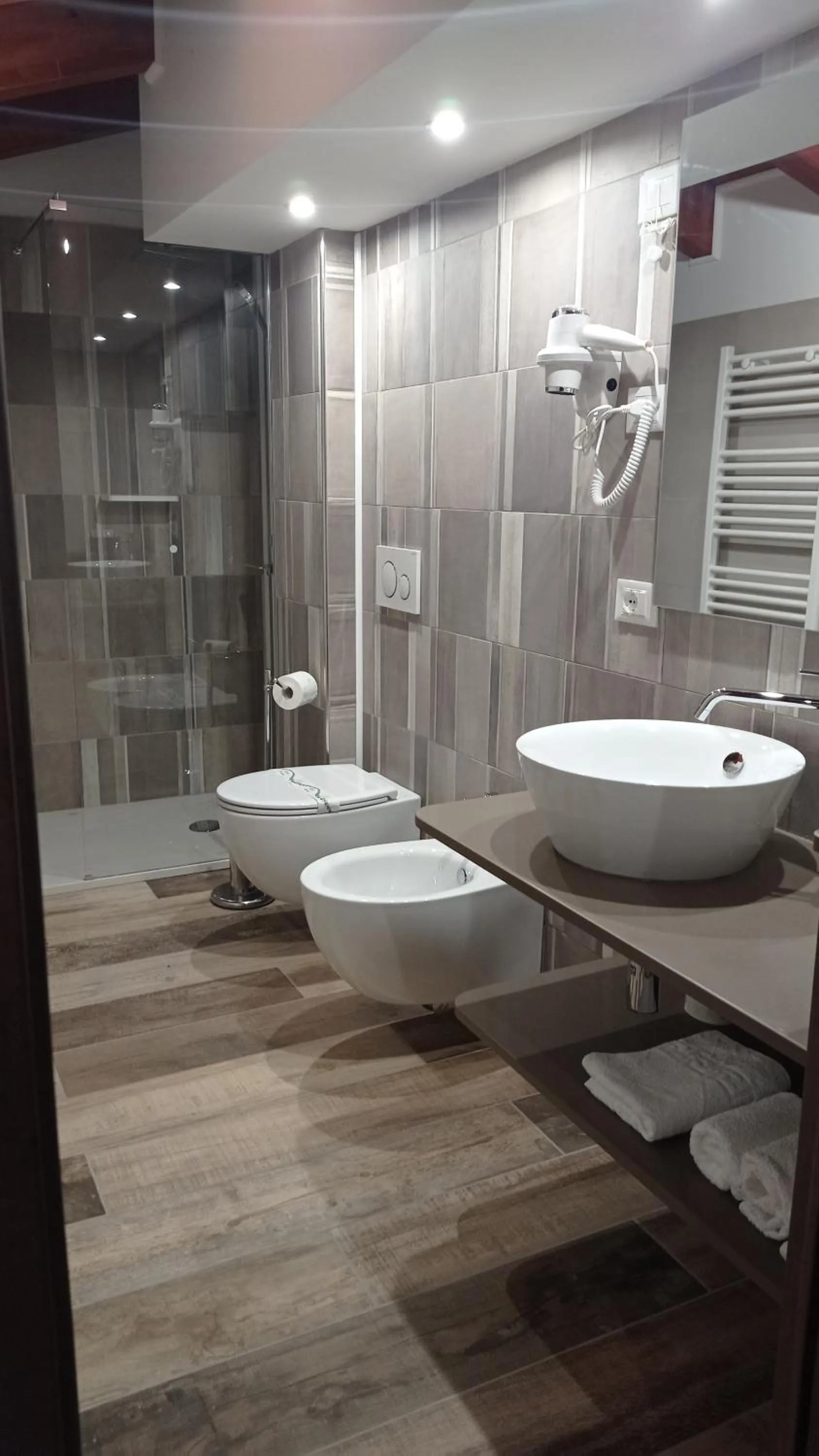 Bathroom in Hotel Ristorante Caligiuri