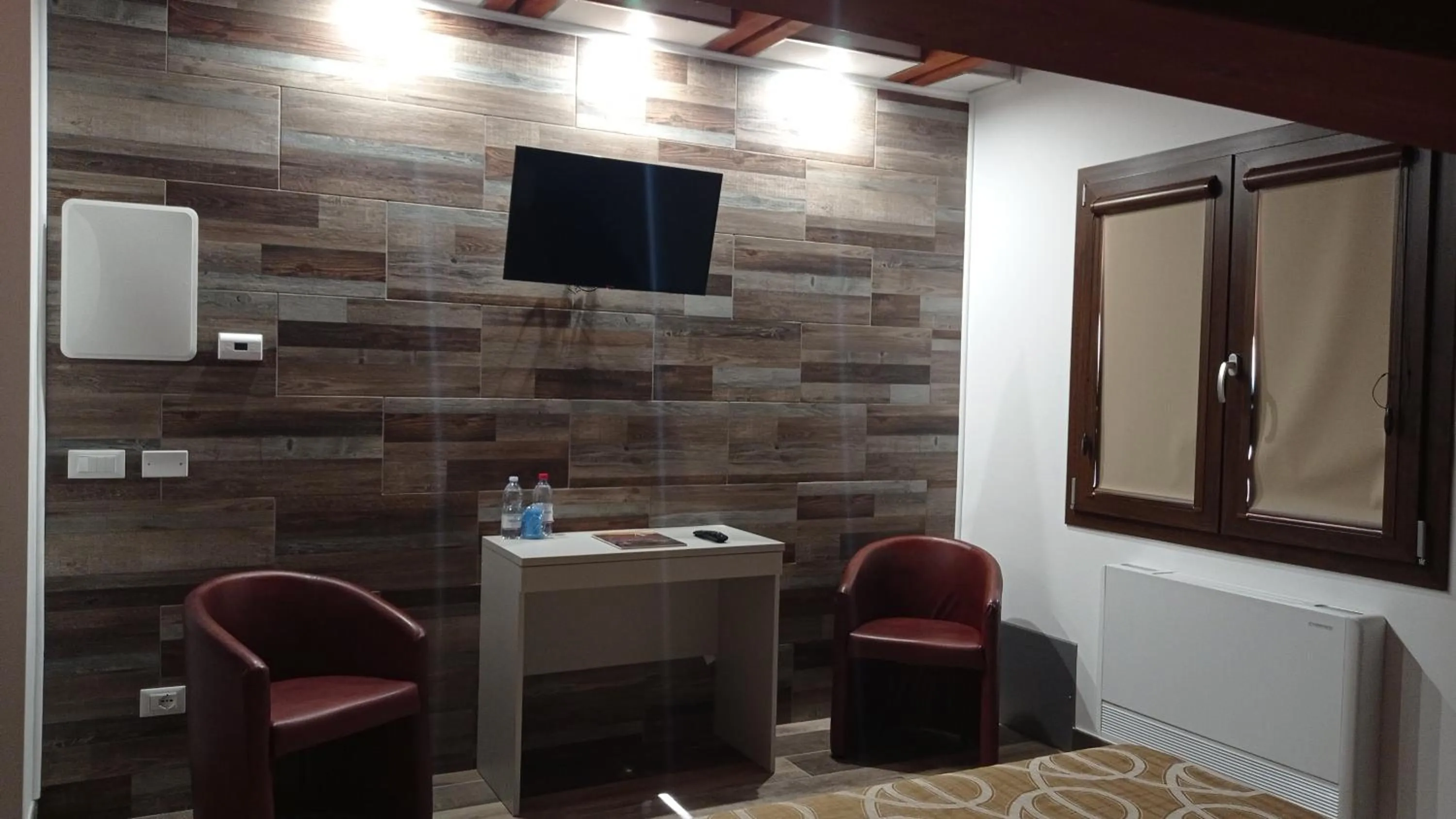 Bedroom in Hotel Ristorante Caligiuri