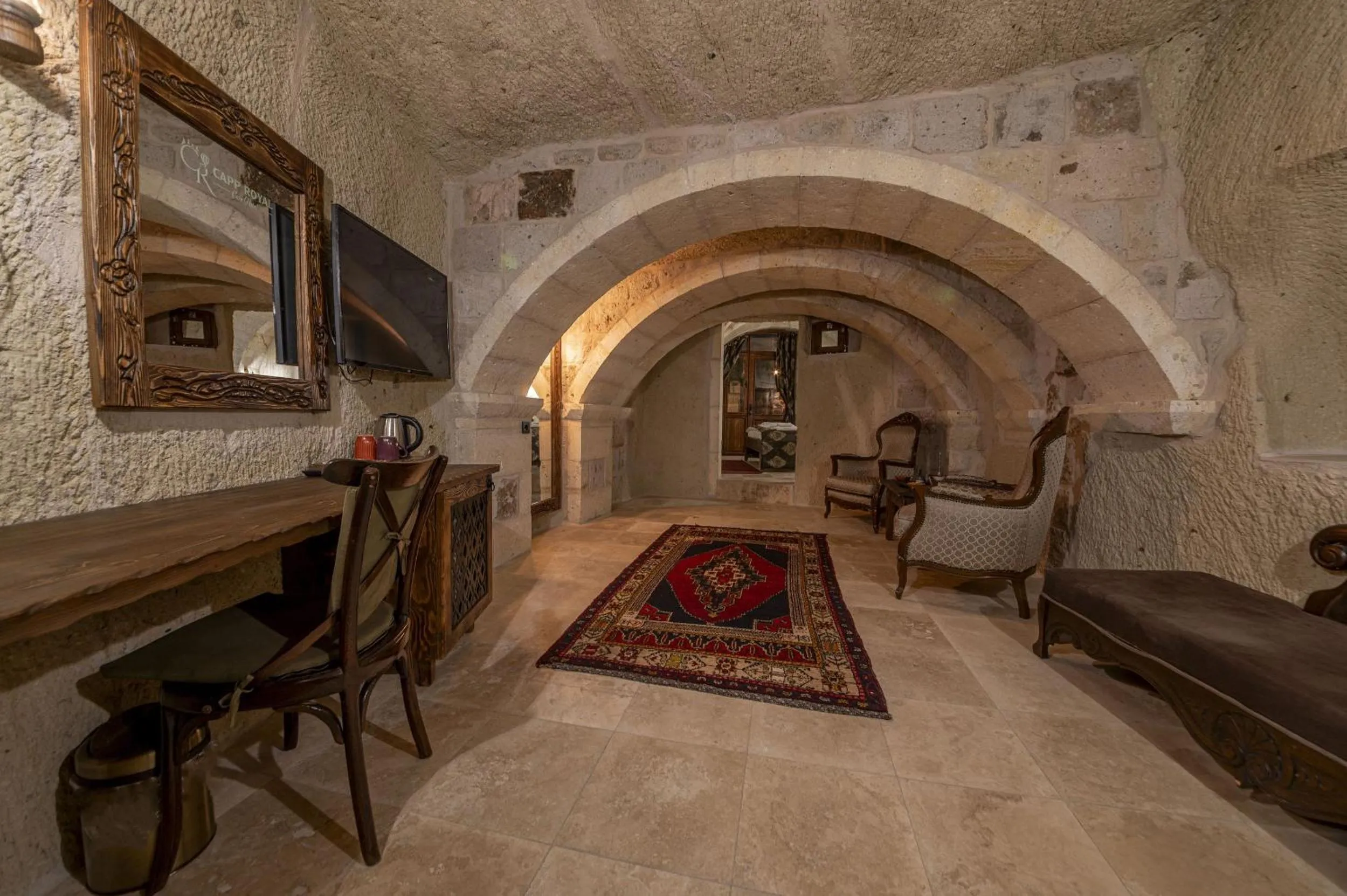 Living room in Capp Royal Cave HOTEL