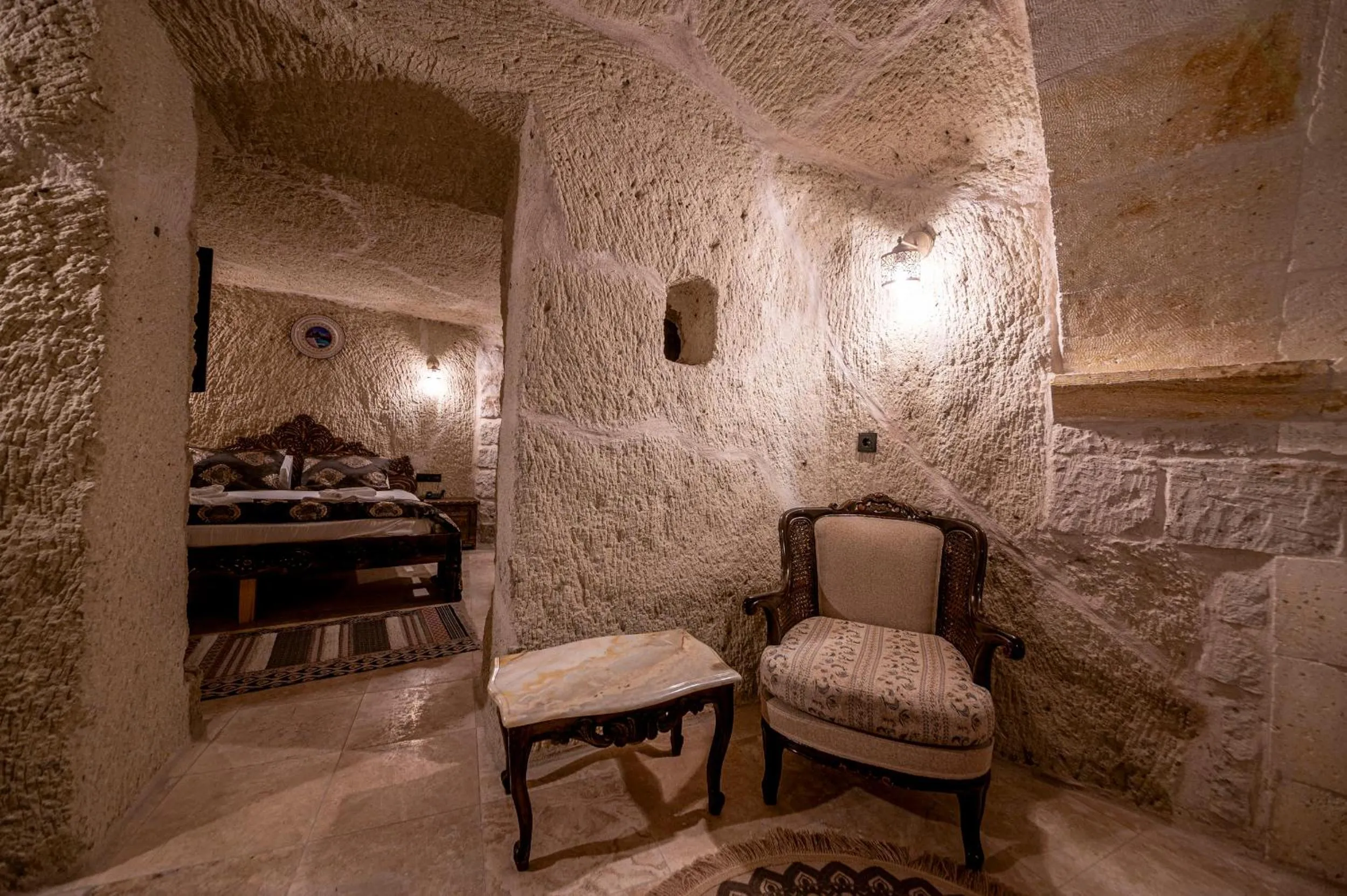 Seating area in Capp Royal Cave HOTEL