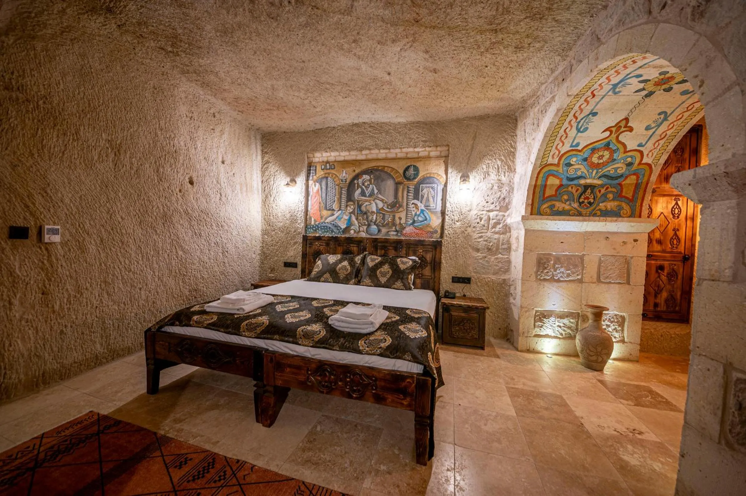 Bed in Capp Royal Cave HOTEL