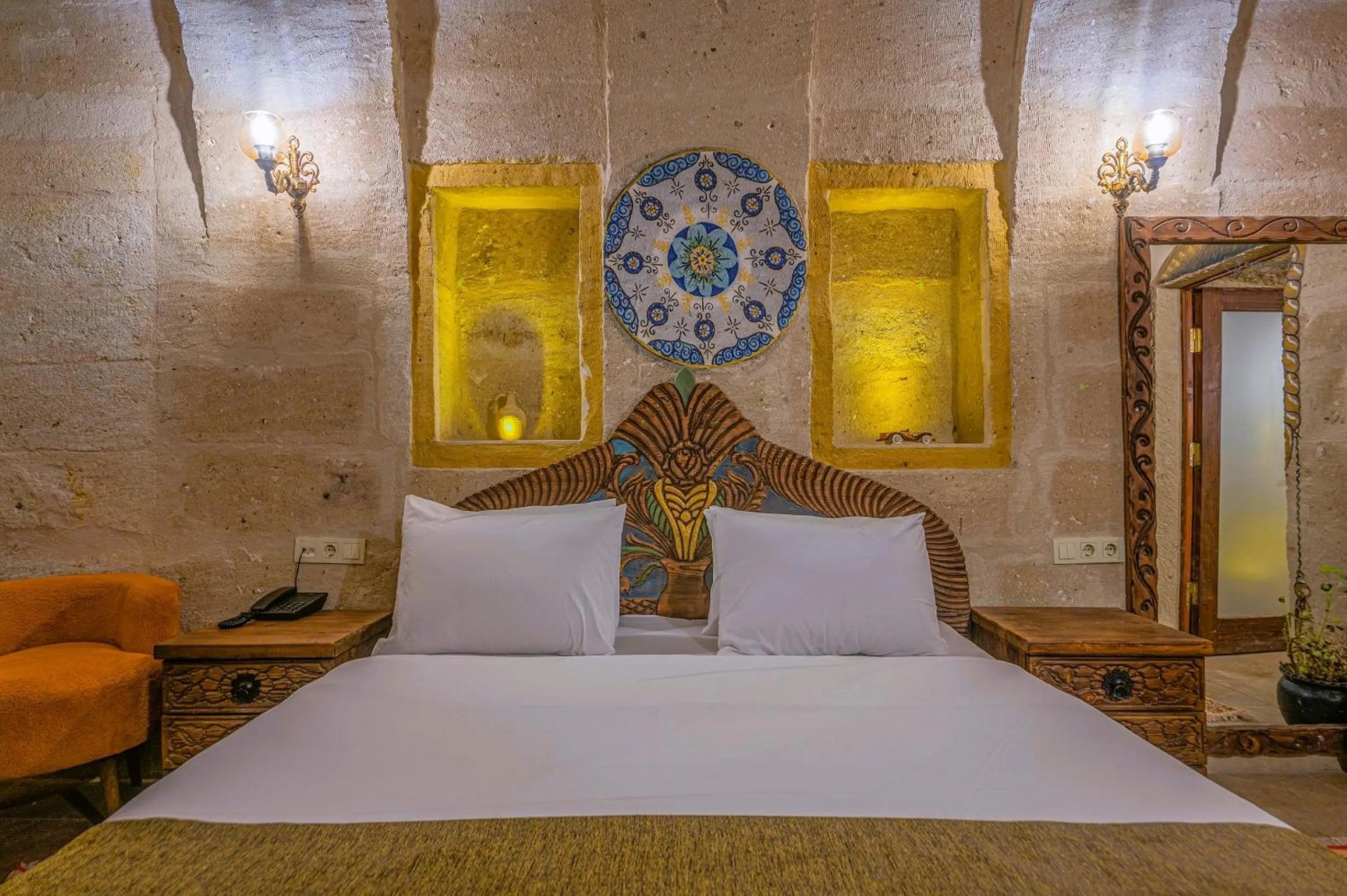 Bed in Capp Royal Cave HOTEL