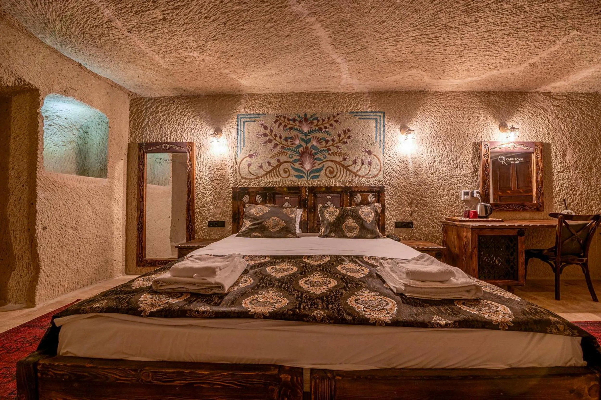 Bed in Capp Royal Cave HOTEL