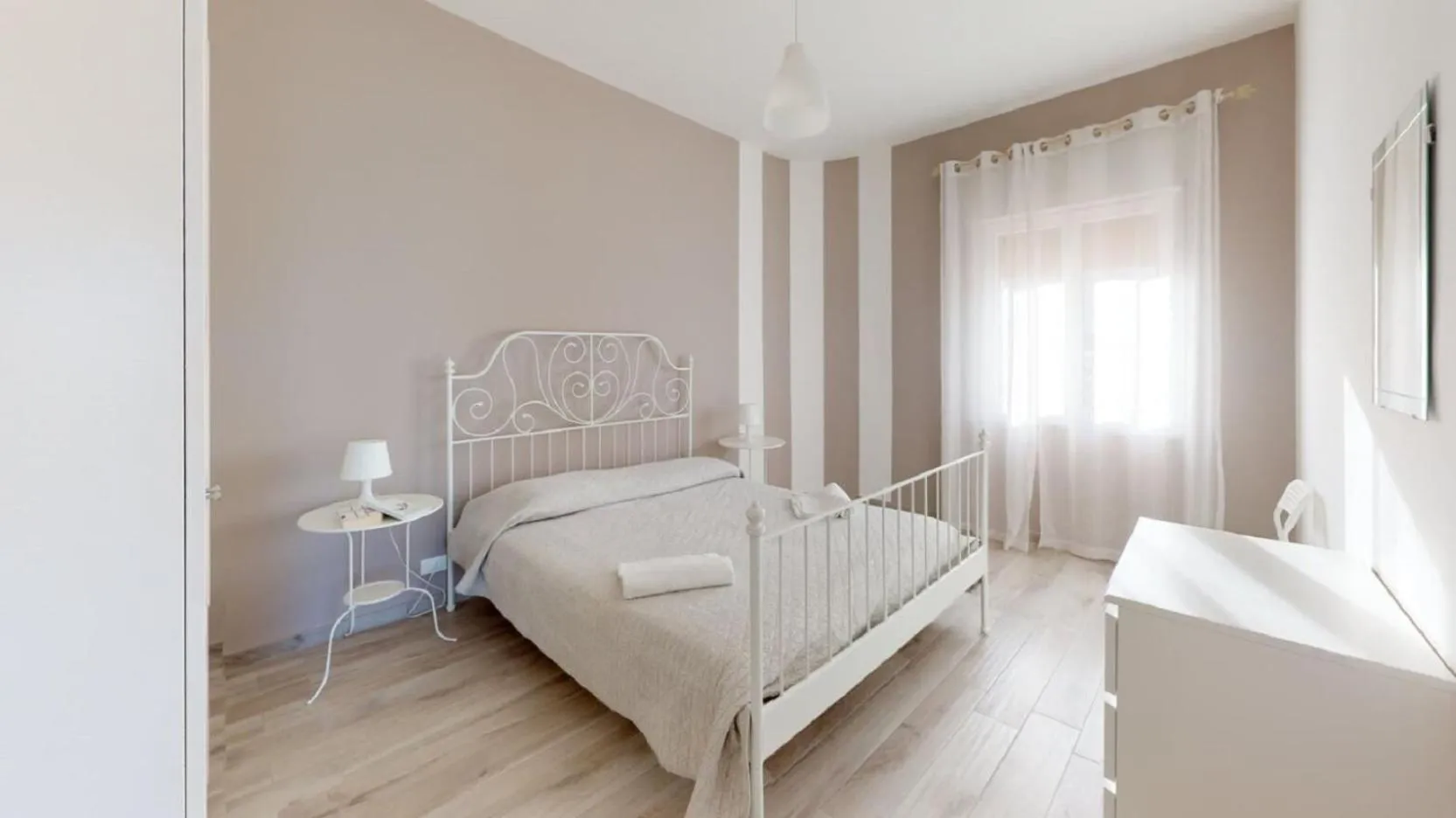 Bedroom, Bed in Case Playa