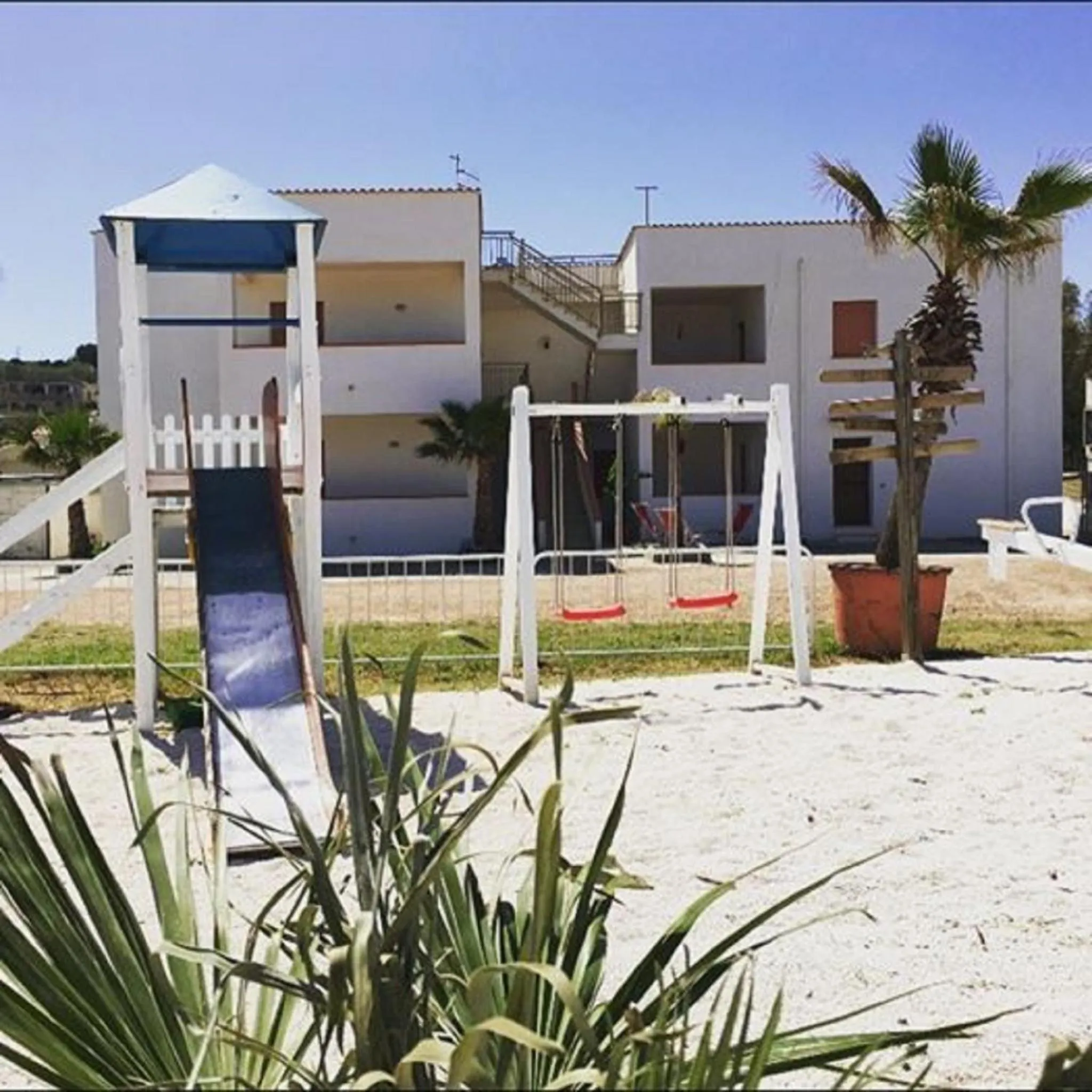 Facade/entrance in Case Playa