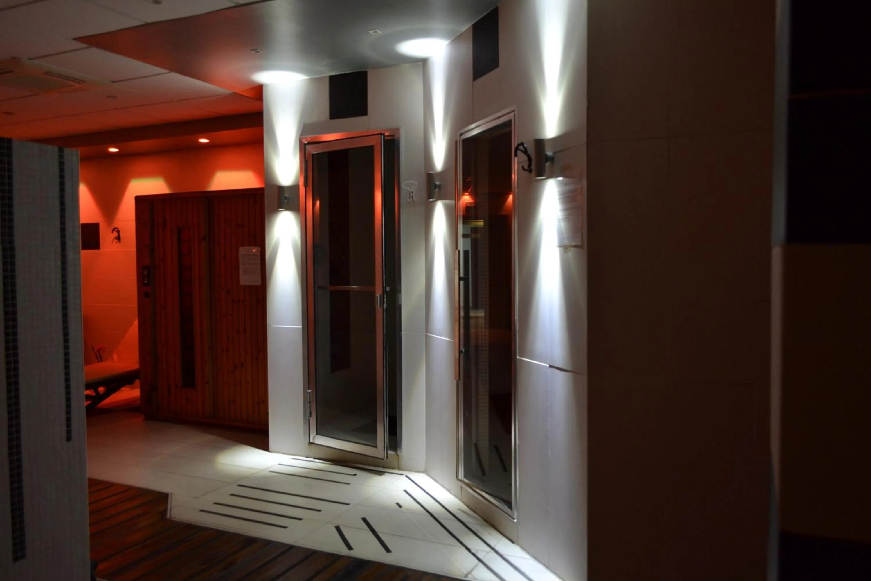 Sauna, Bathroom in Marina Palace Hotel & Congress Hall