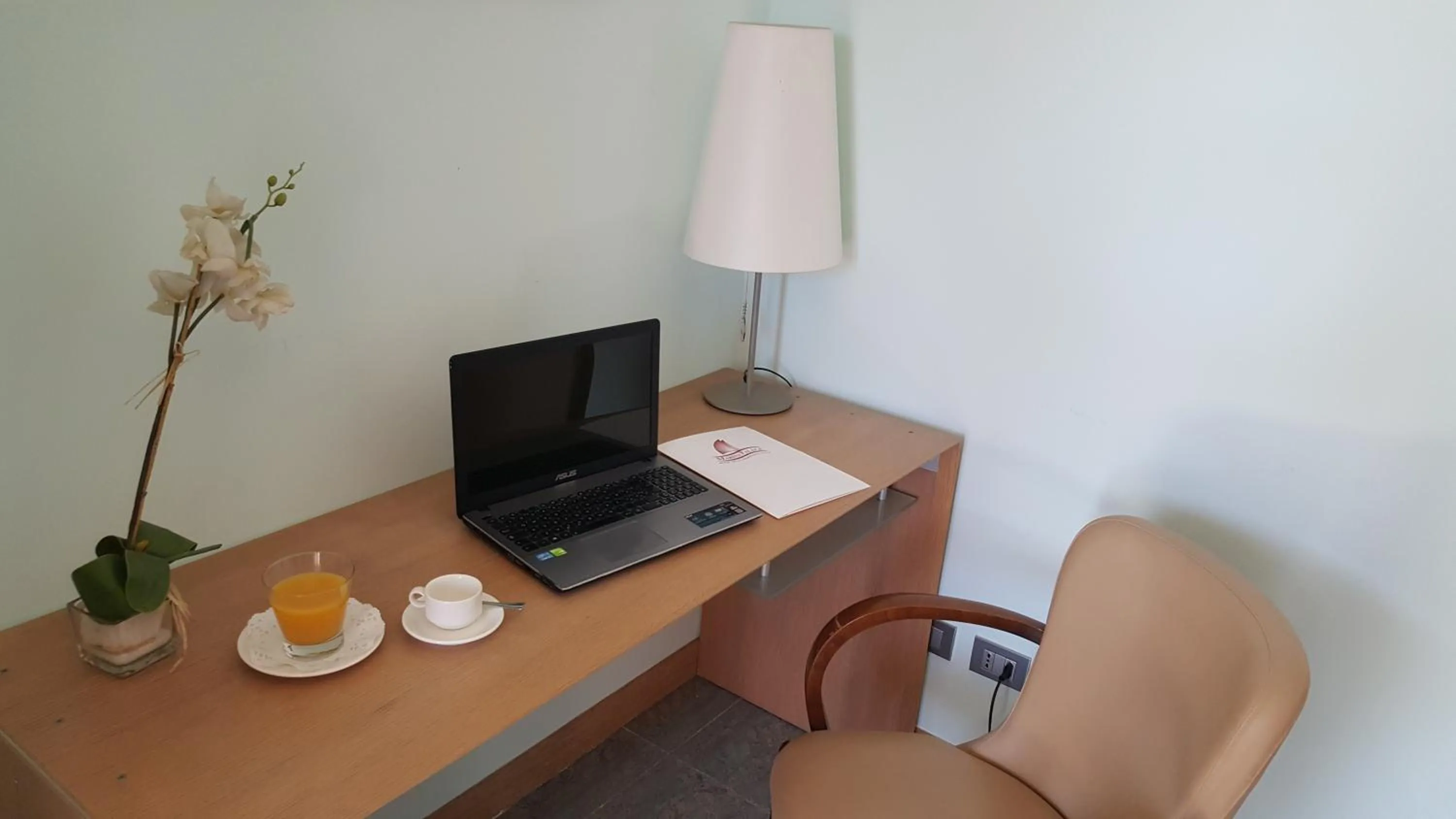 Seating area, TV/Entertainment Center in Marina Palace Hotel & Congress Hall