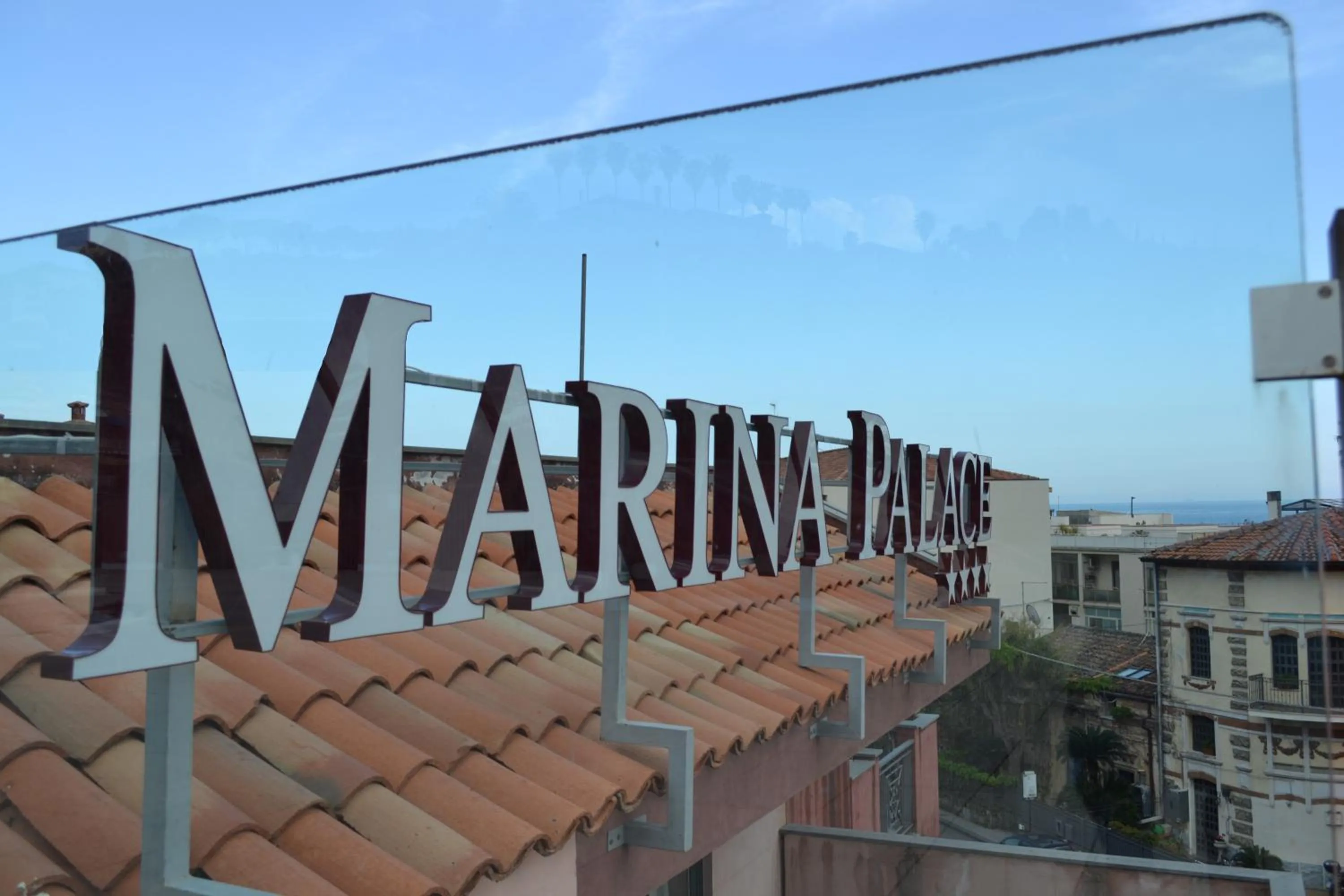 Decorative detail in Marina Palace Hotel & Congress Hall