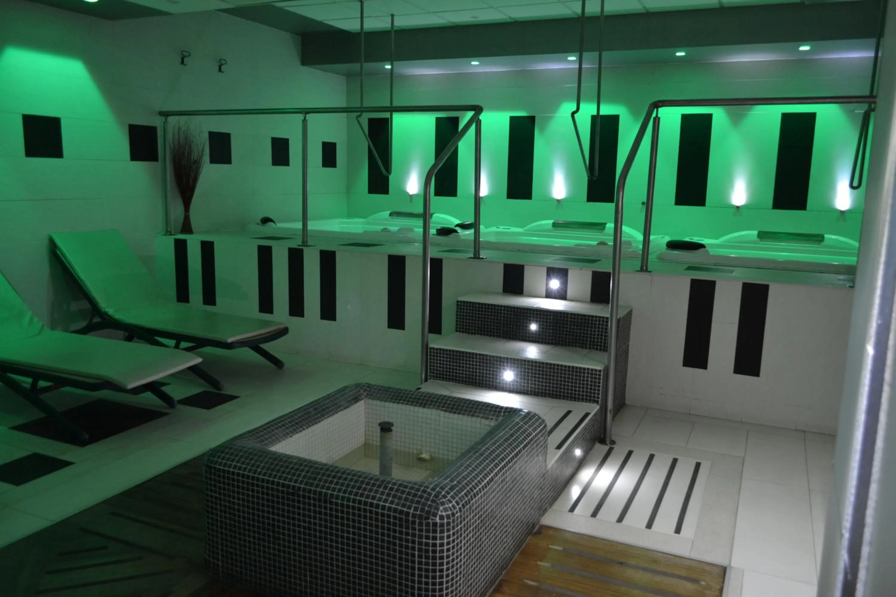 Spa and wellness centre/facilities, Swimming Pool in Marina Palace Hotel & Congress Hall