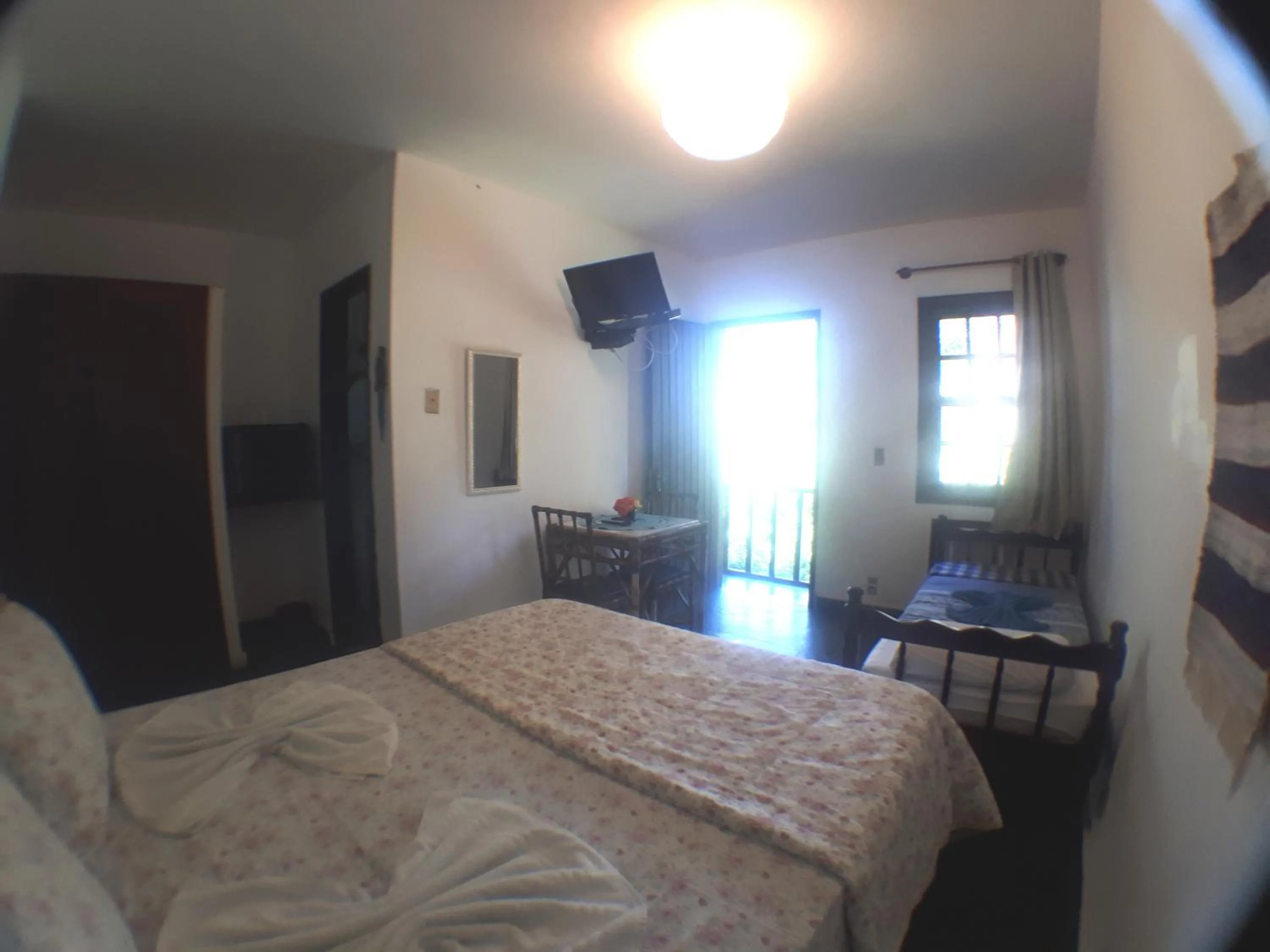 Photo of the whole room, Bed in Pousada Alicia