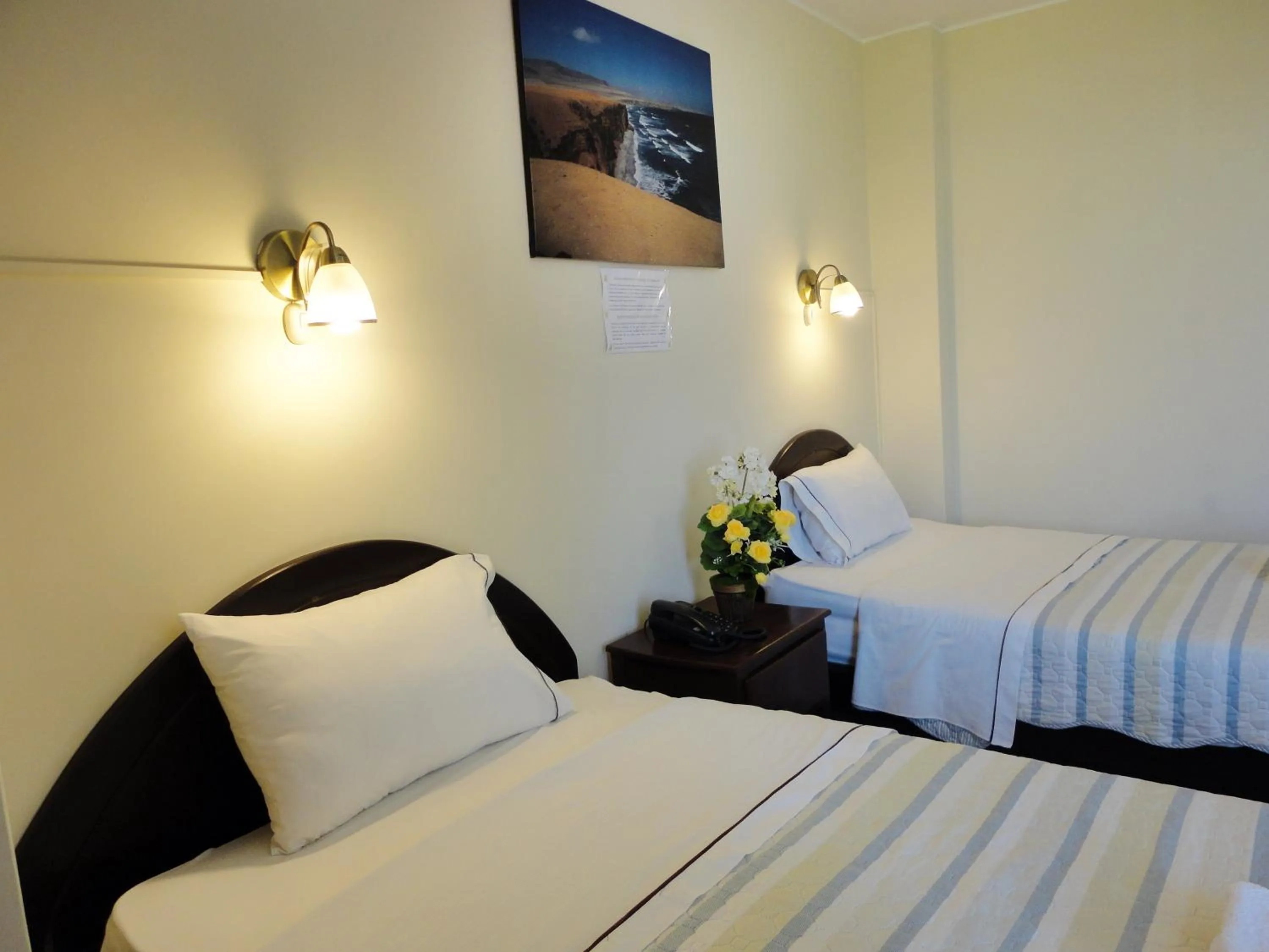 Bed in Hotel Torontel