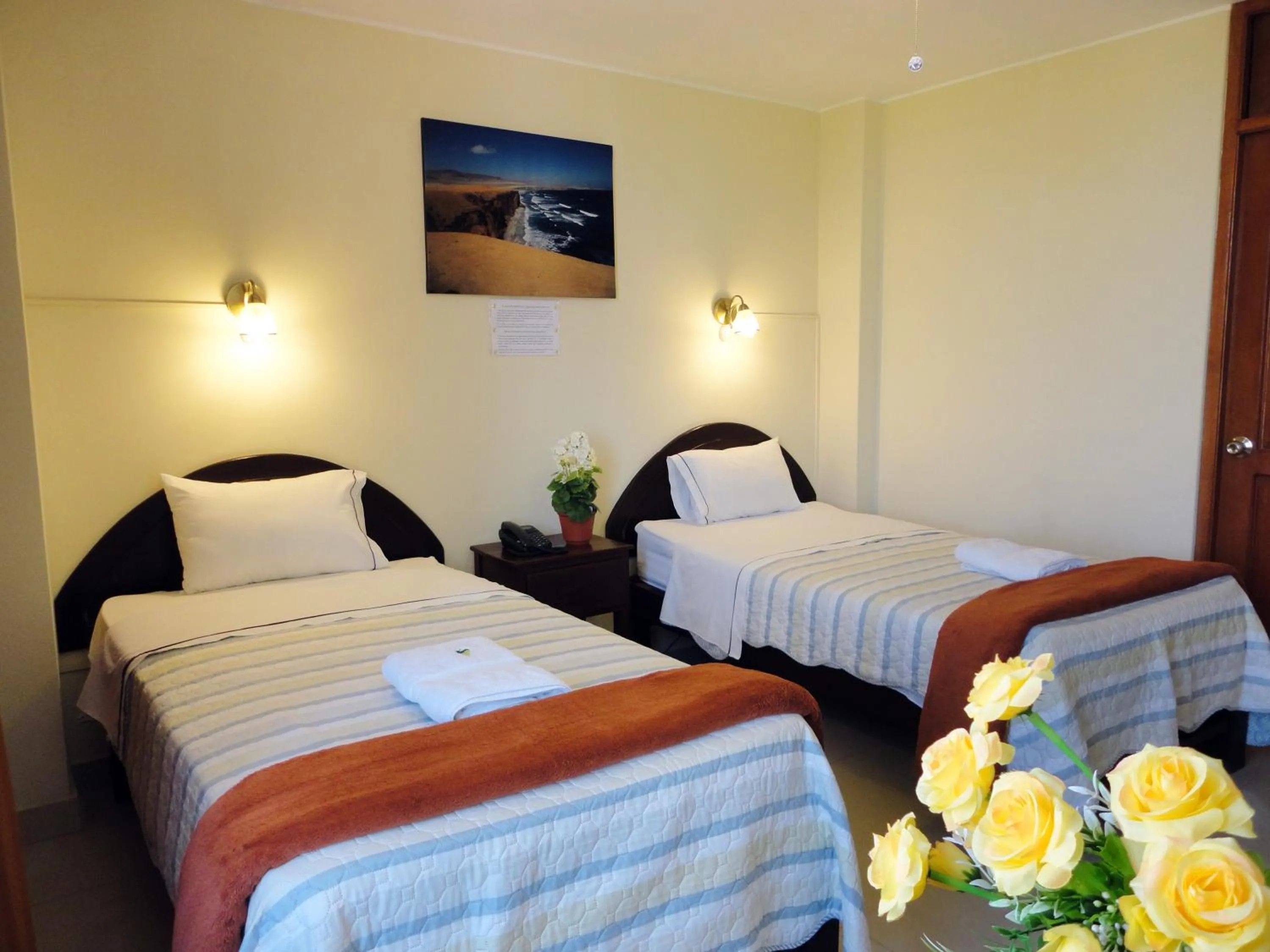 Bed in Hotel Torontel