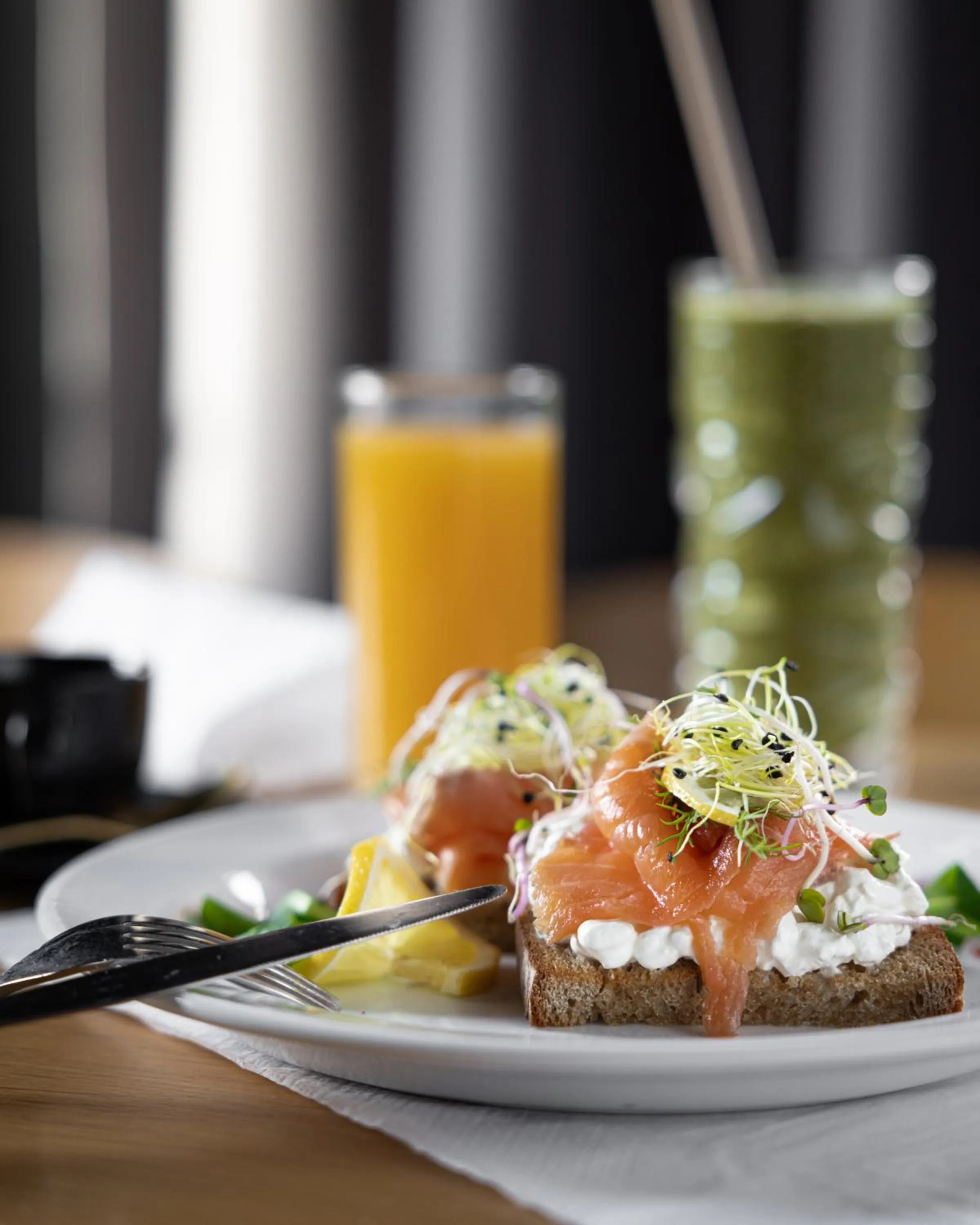 Breakfast in The Viaduct - Suites & More