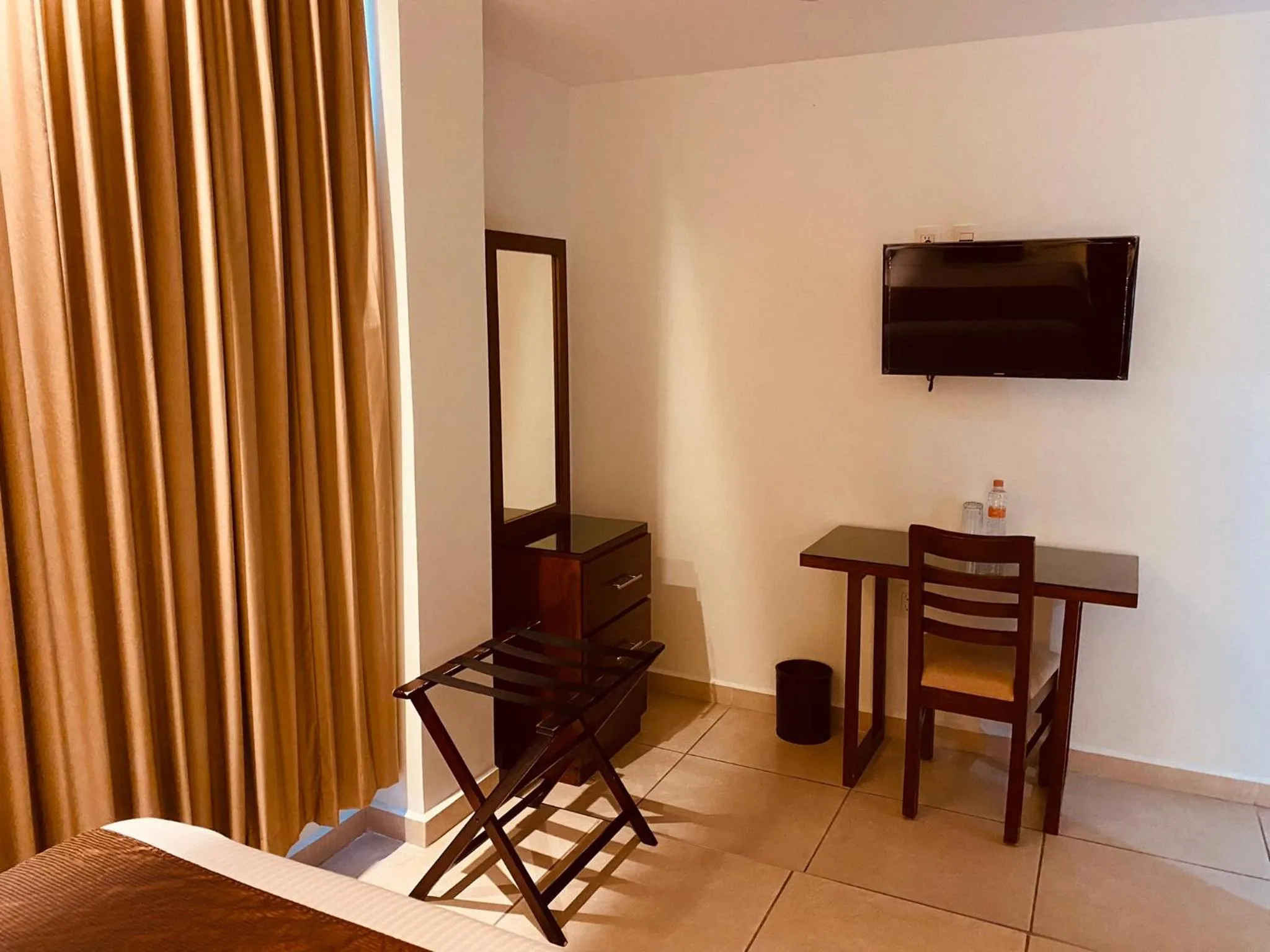Seating area in San Francisco Hotel Boutique