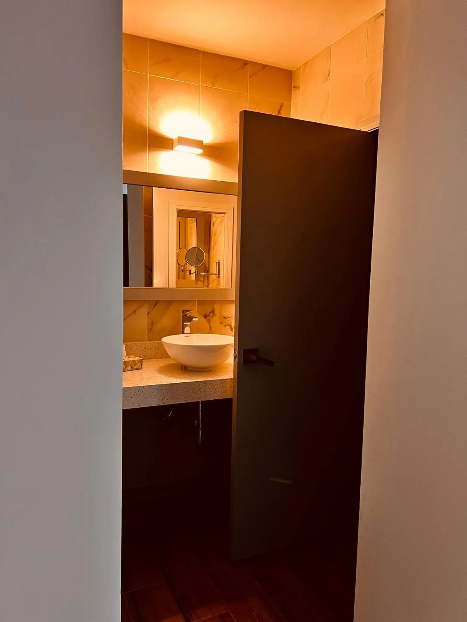 Bathroom in San Francisco Hotel Boutique