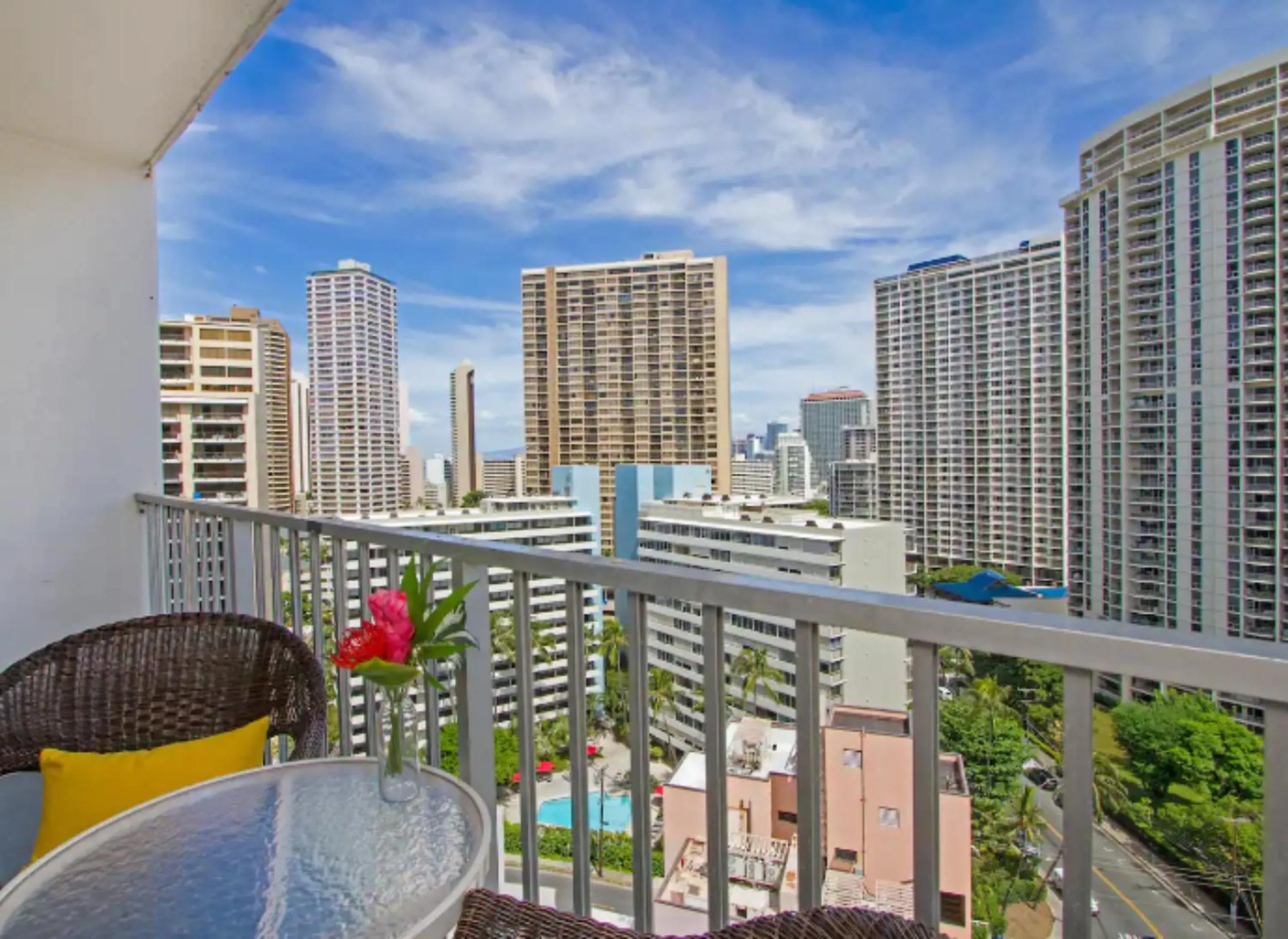 Balcony/Terrace in Vacation Apartment for Couples in Honolulu Hawaii