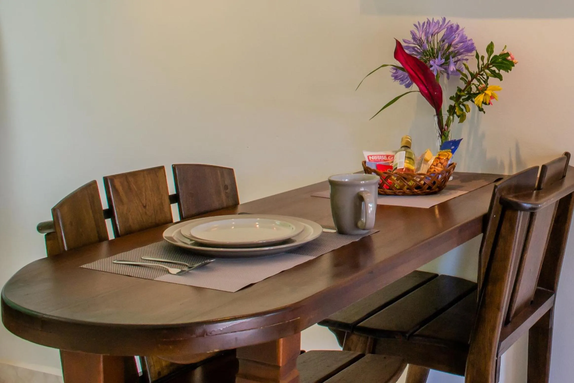 Dining area in Downtown Suites