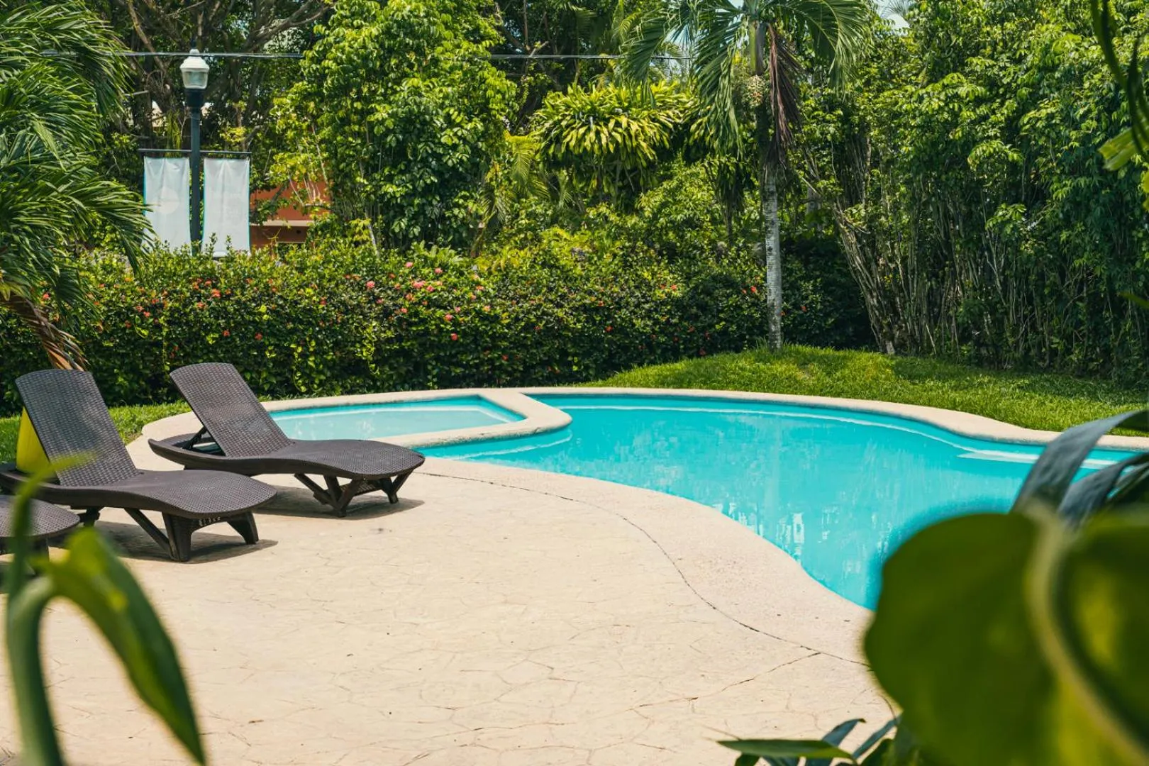Swimming pool in Hotel Cañada Internacional
