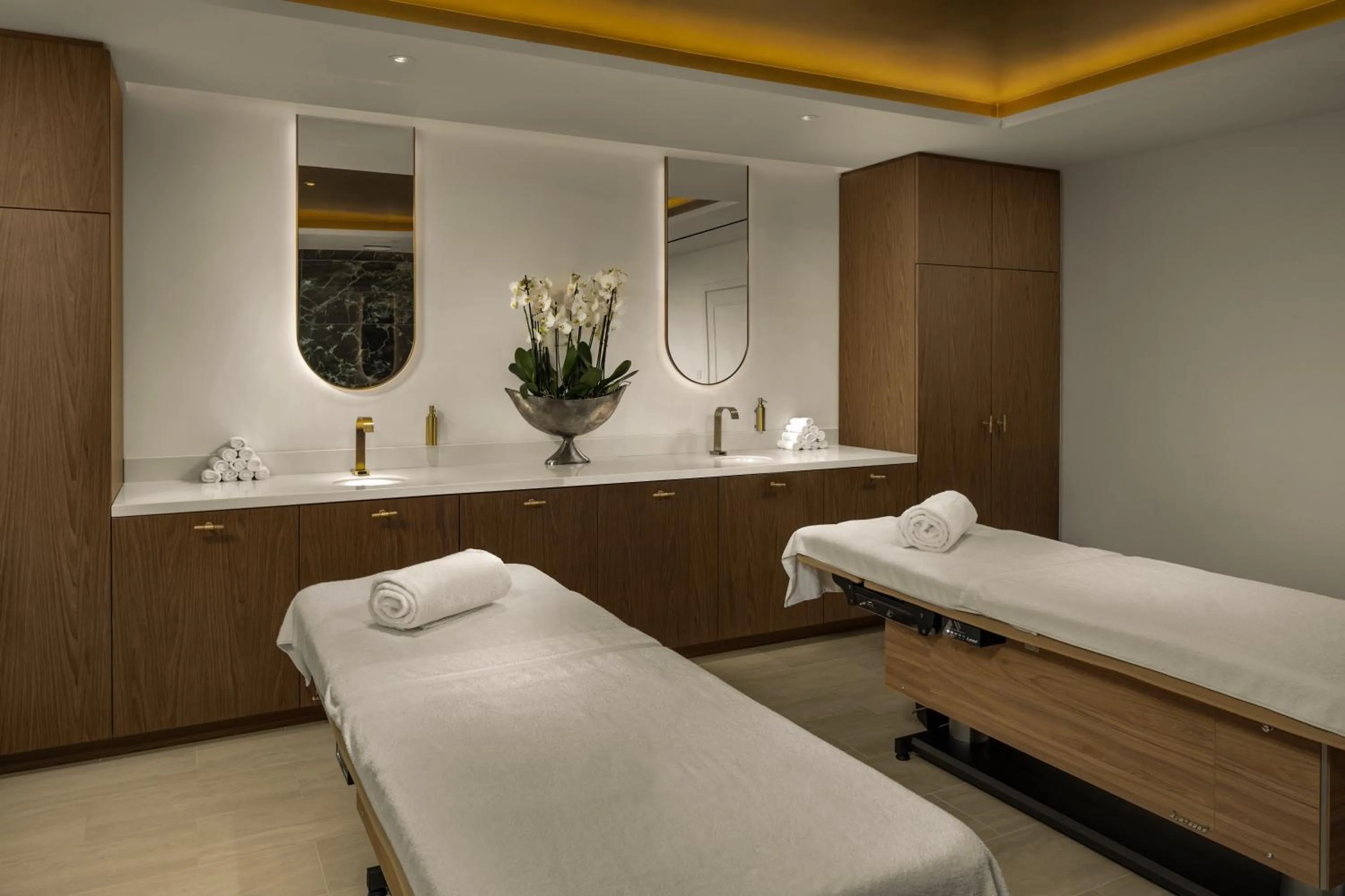 Bed in InterContinental Rome Ambasciatori Palace by IHG