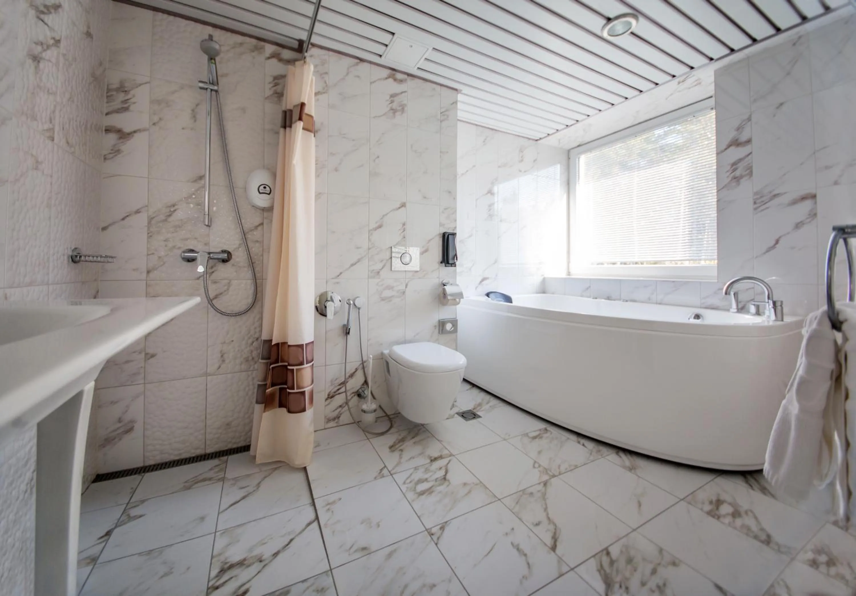 Shower in Noorus SPA Hotel