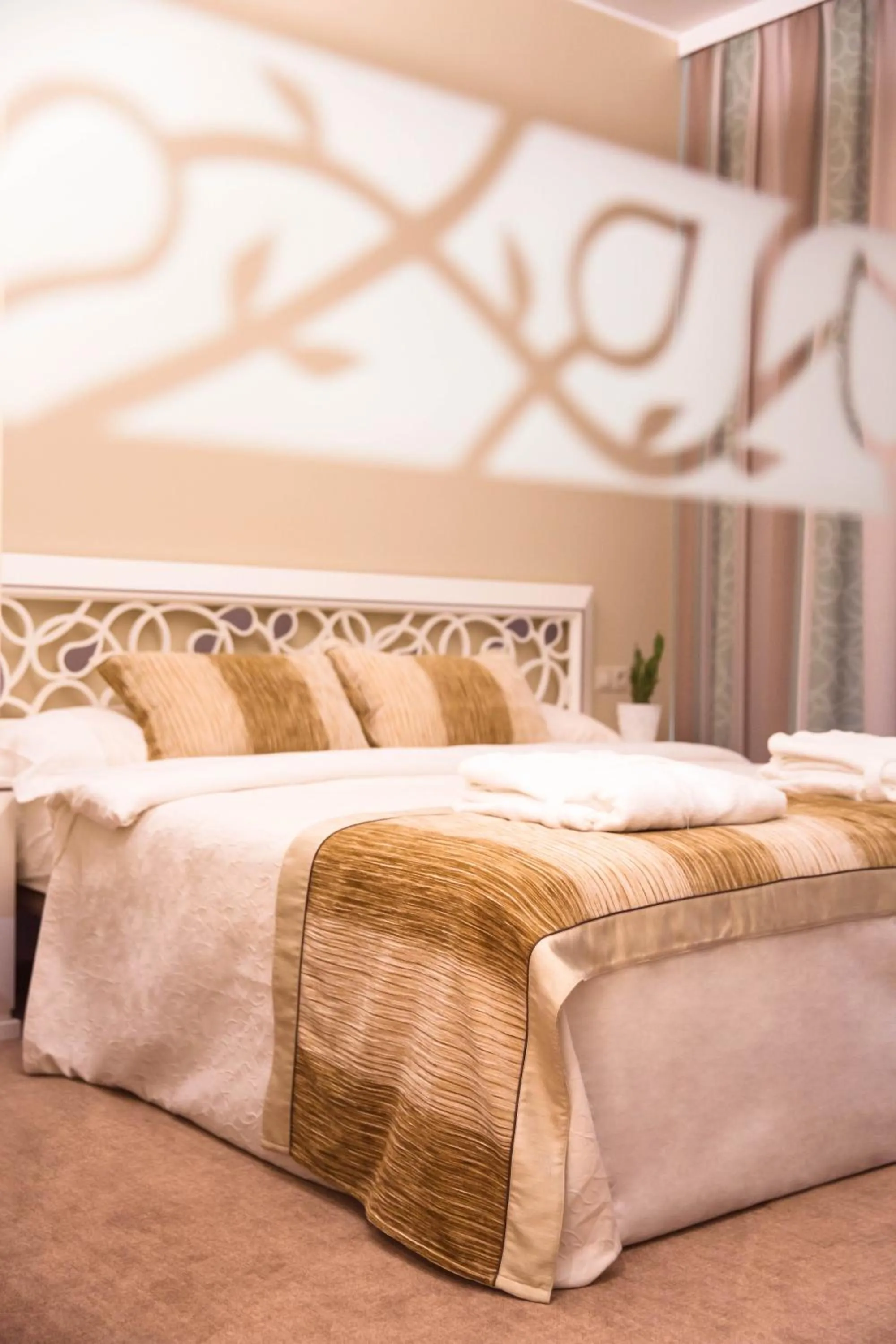 Bed in Noorus SPA Hotel