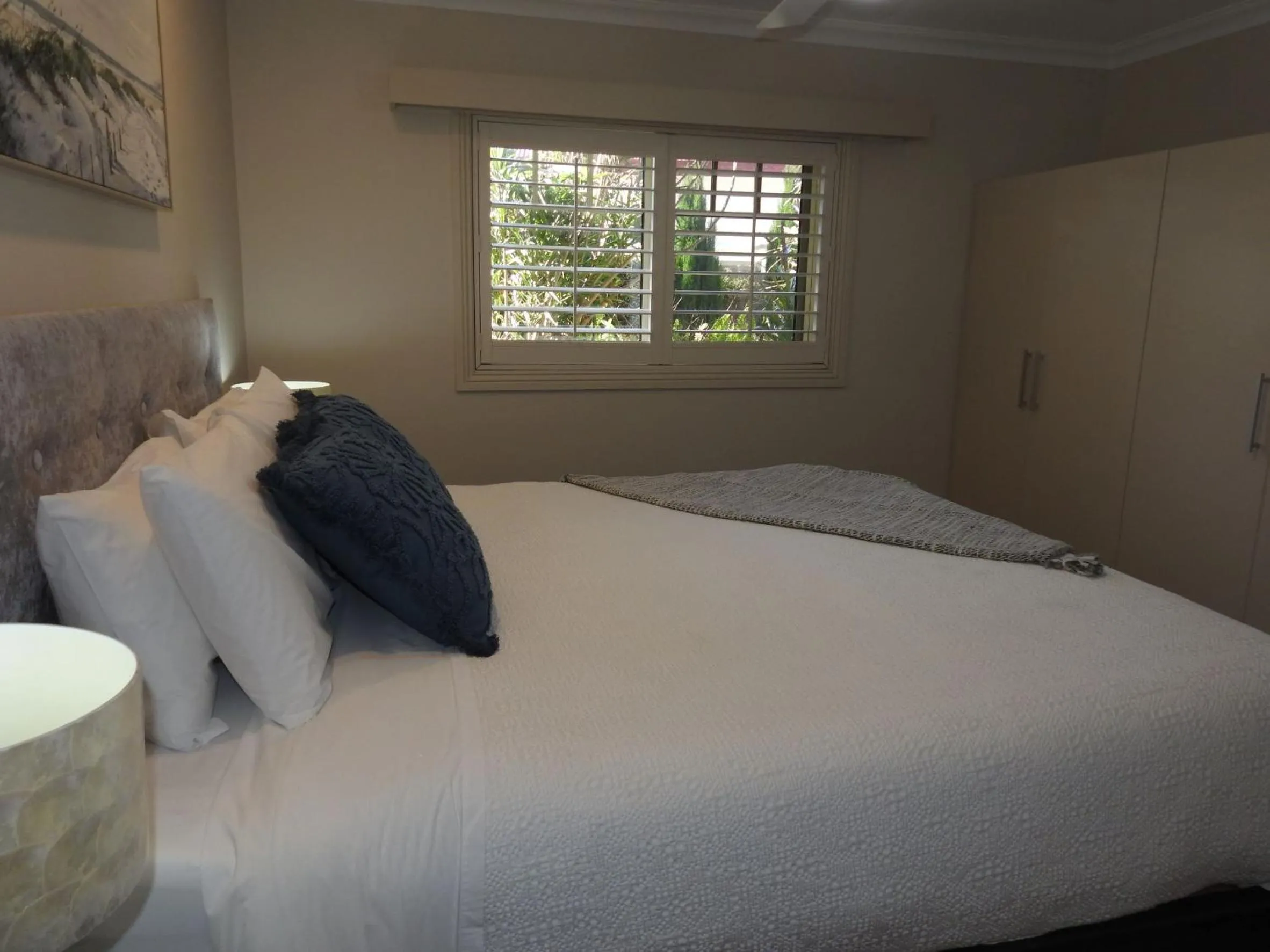 Bedroom, Bed in On The Terrace Stanley