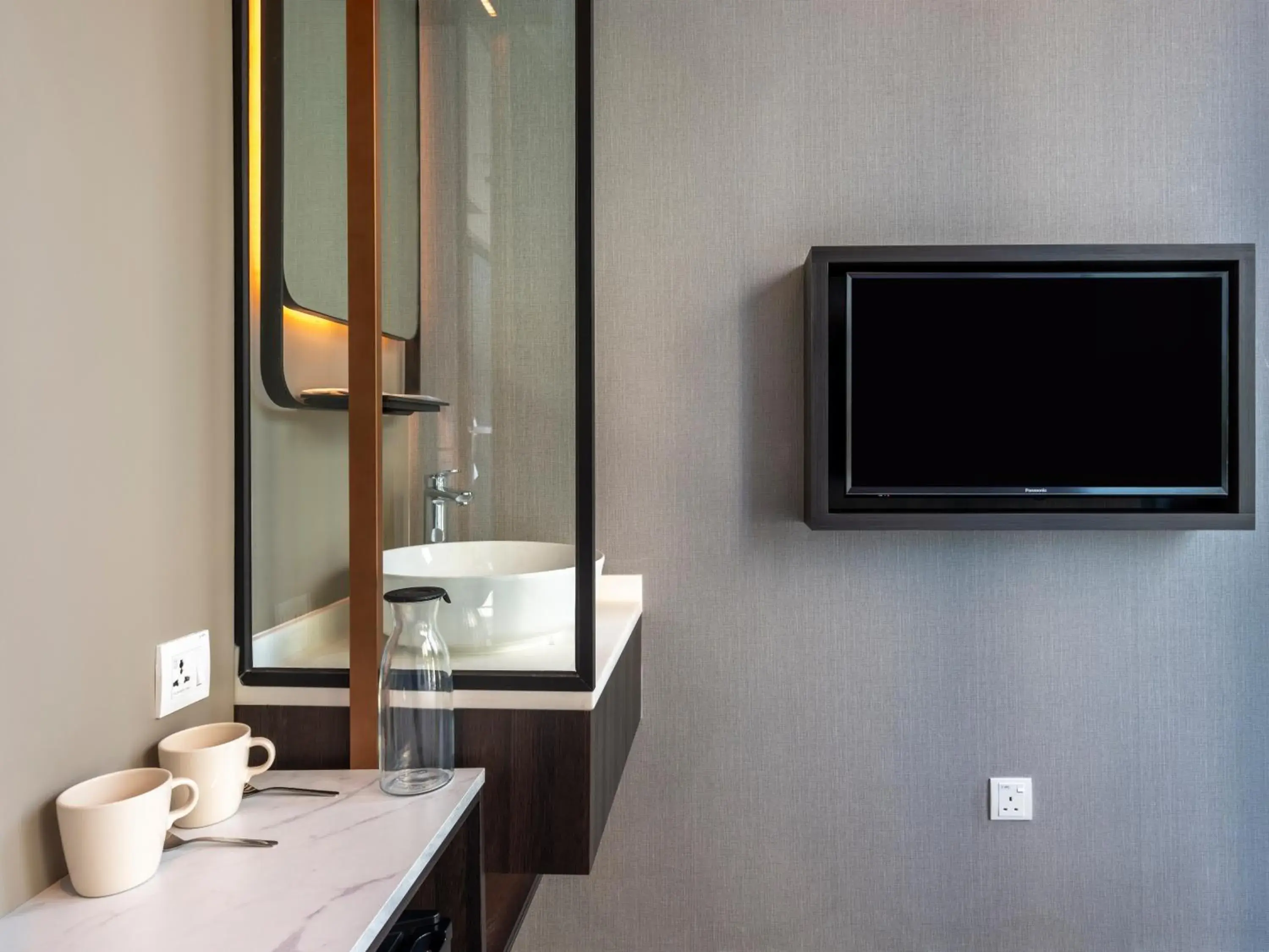 Superior Double Room in Beverly Hotels Elements Superior Double Room in Beverly Hotels Elements