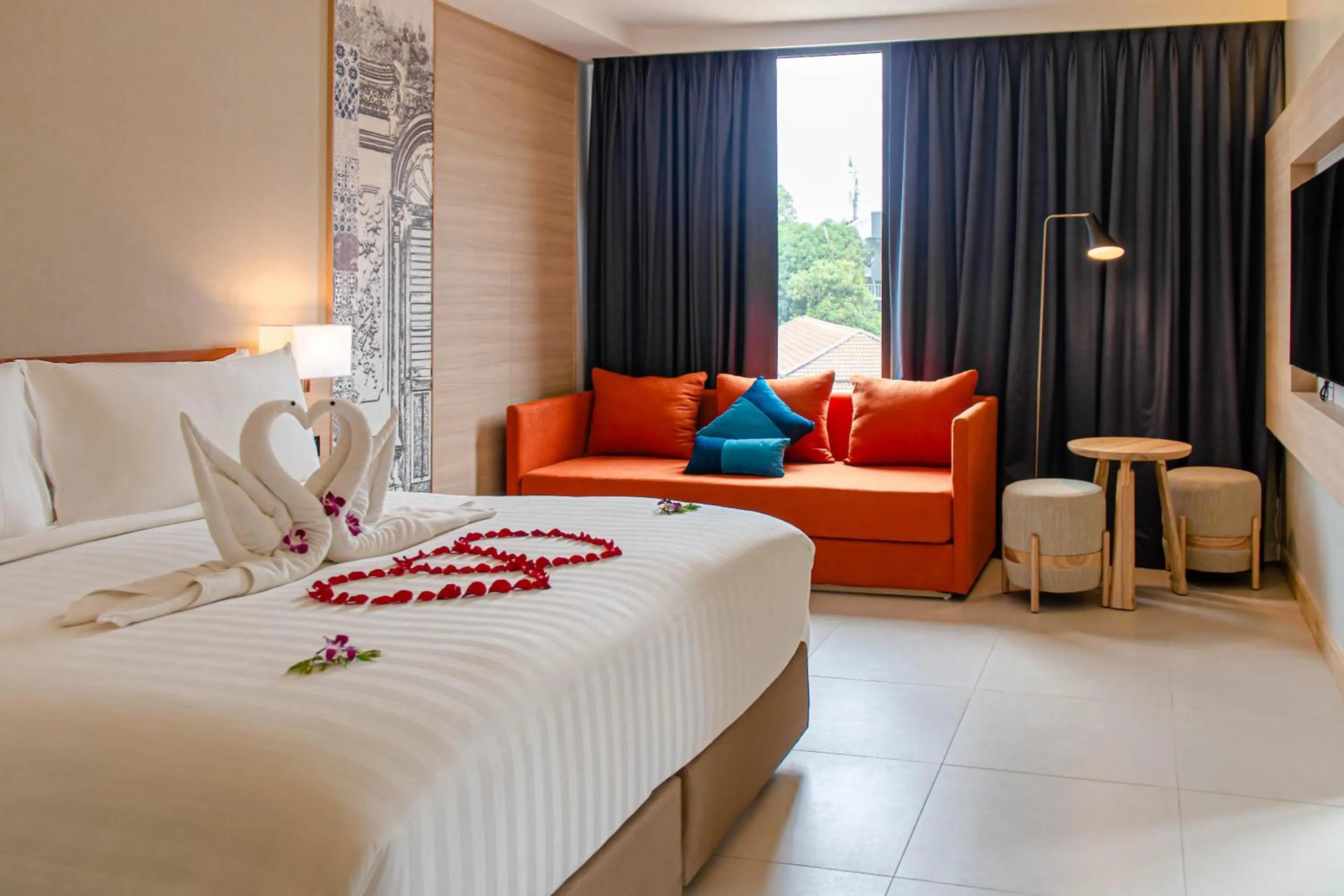 Bed in GLOW Mira Karon Beach