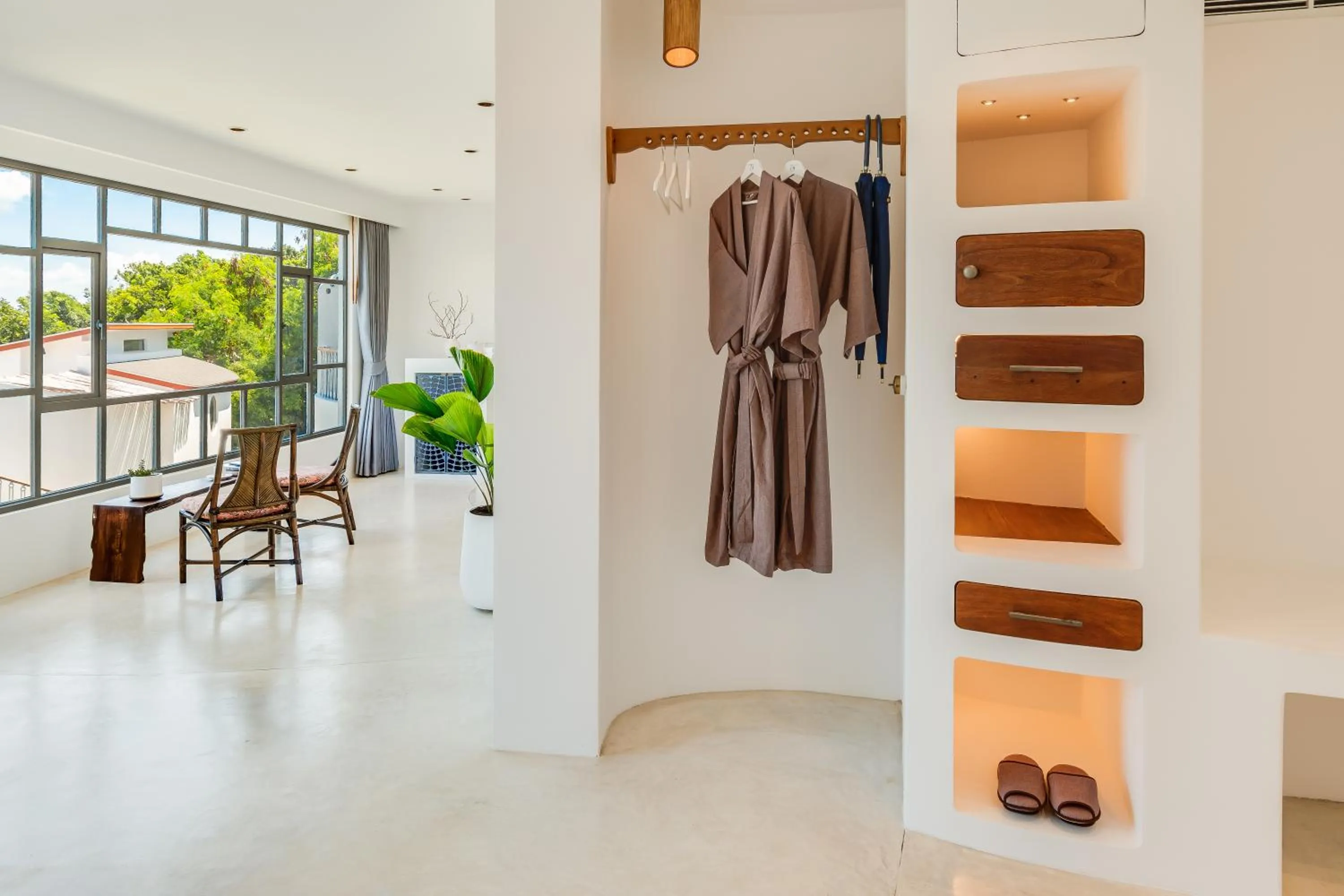 Garden in Ampersand Resort