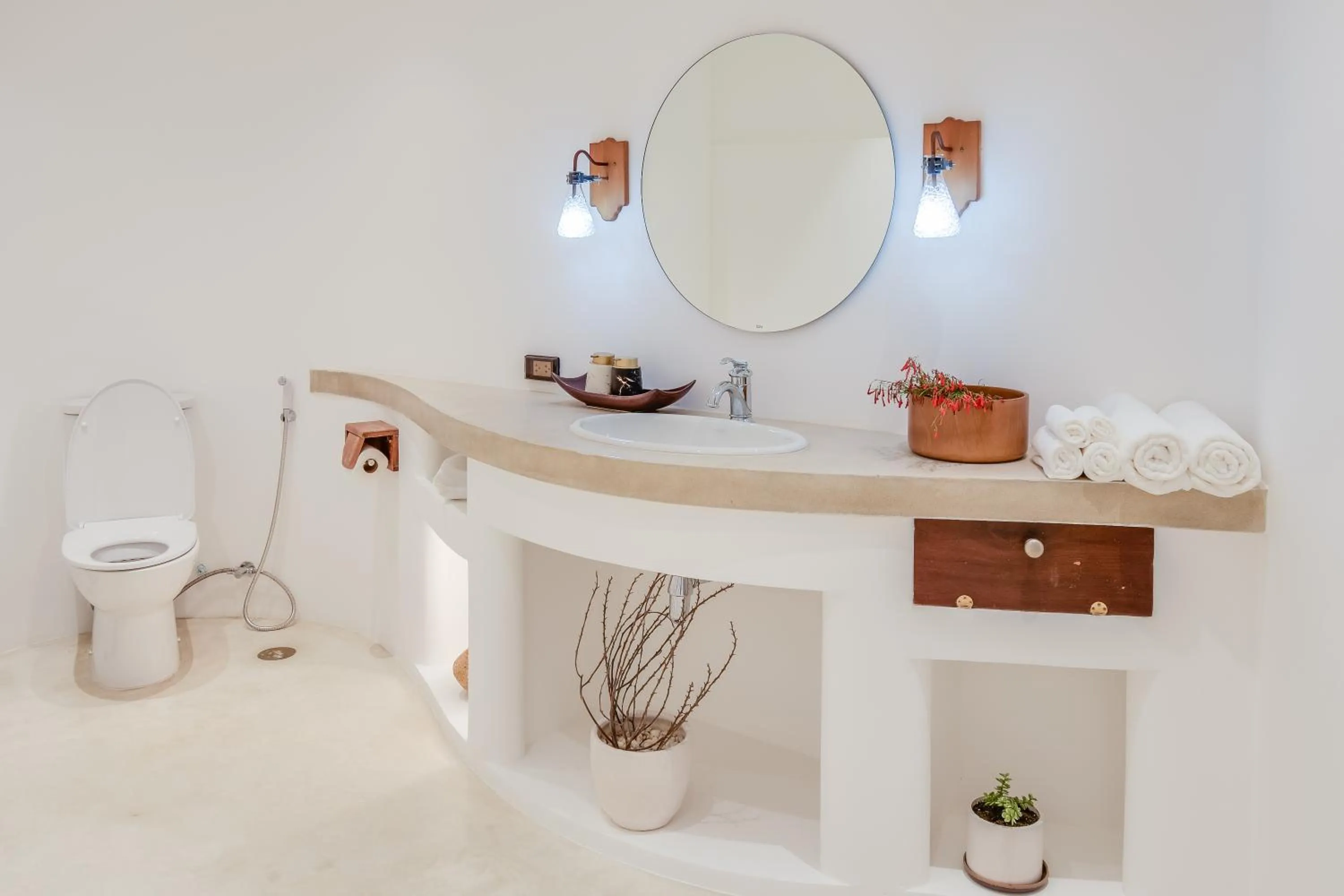 Toilet in Ampersand Resort