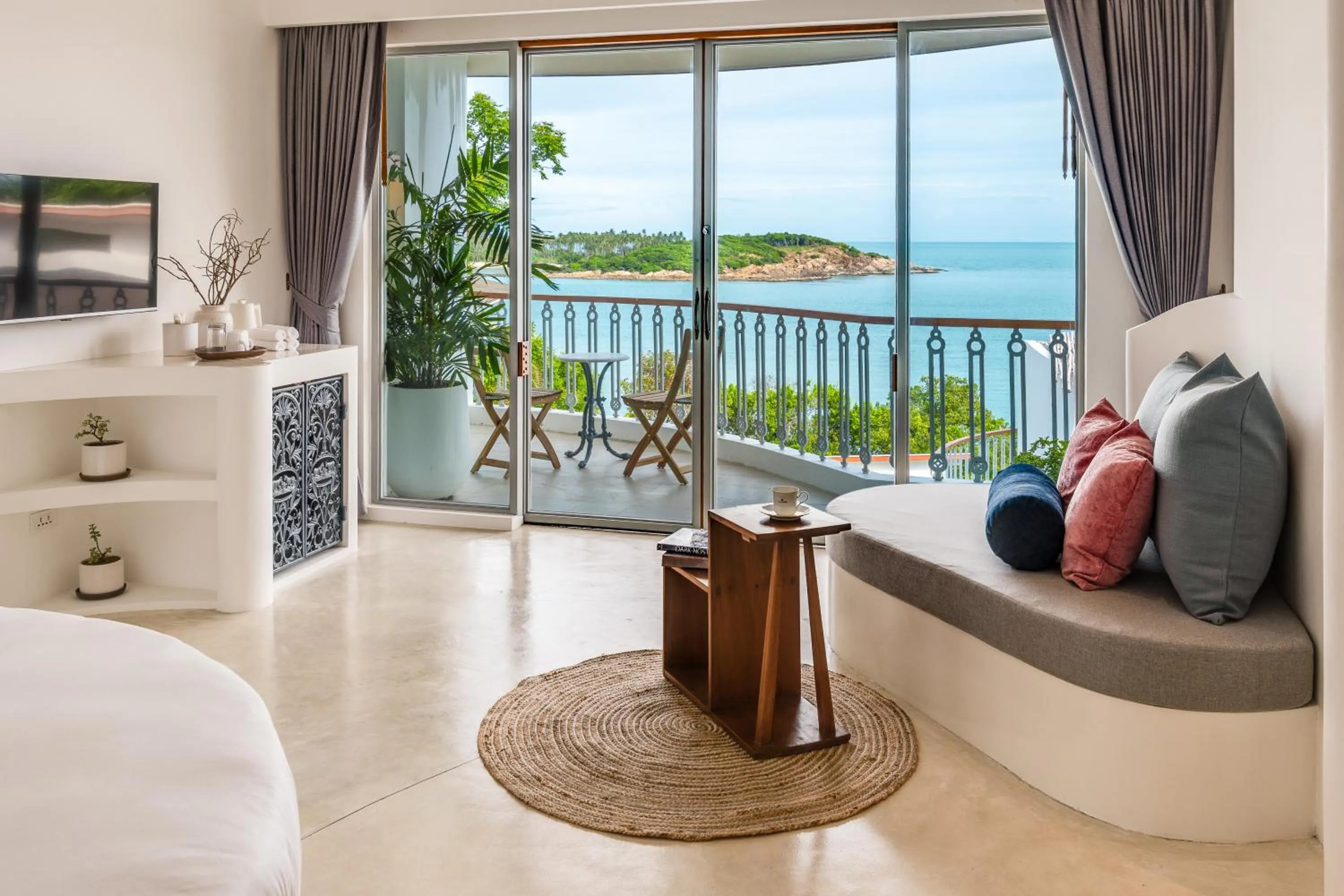 Bed in Ampersand Resort