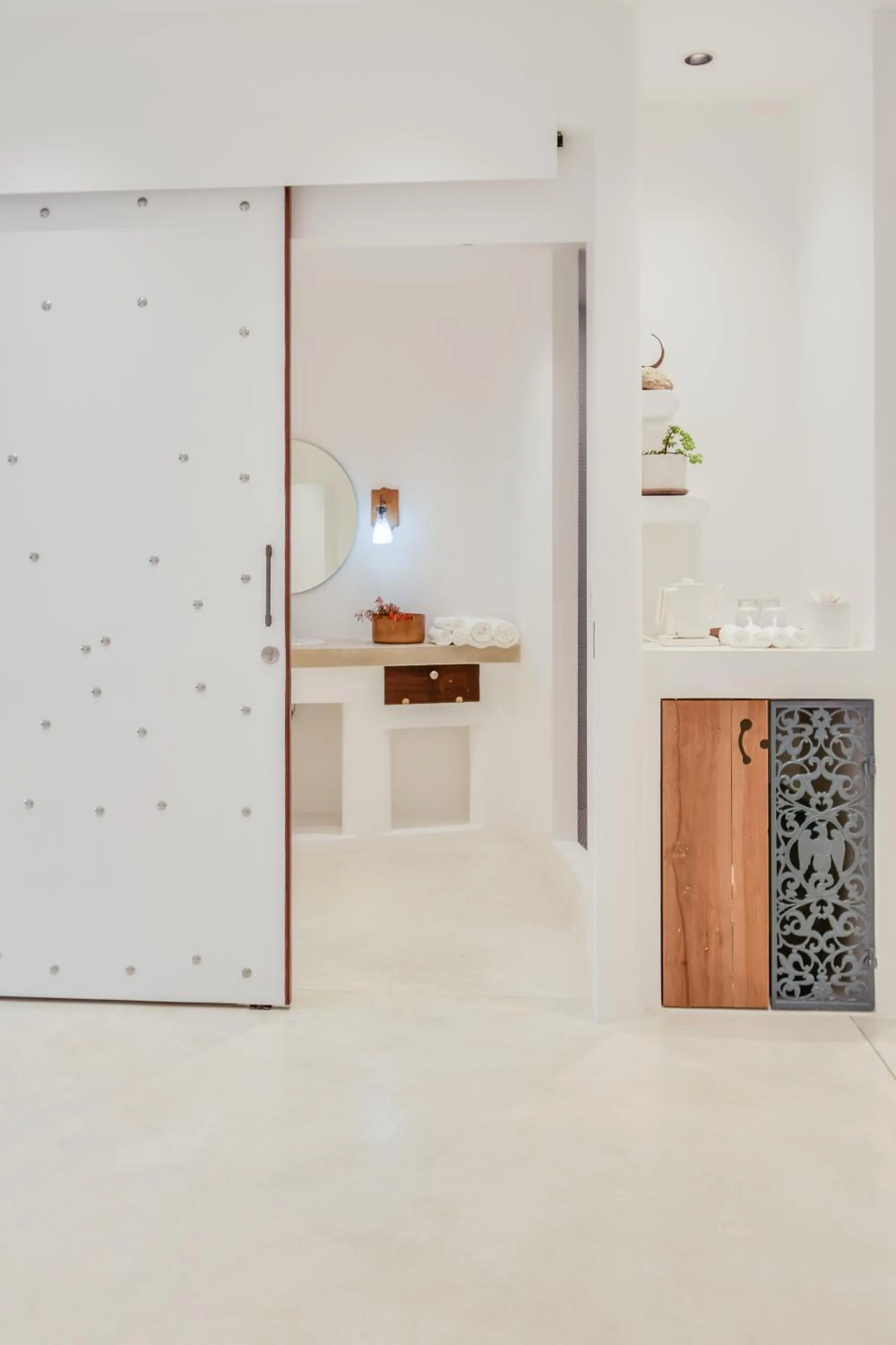 Bathroom in Ampersand Resort