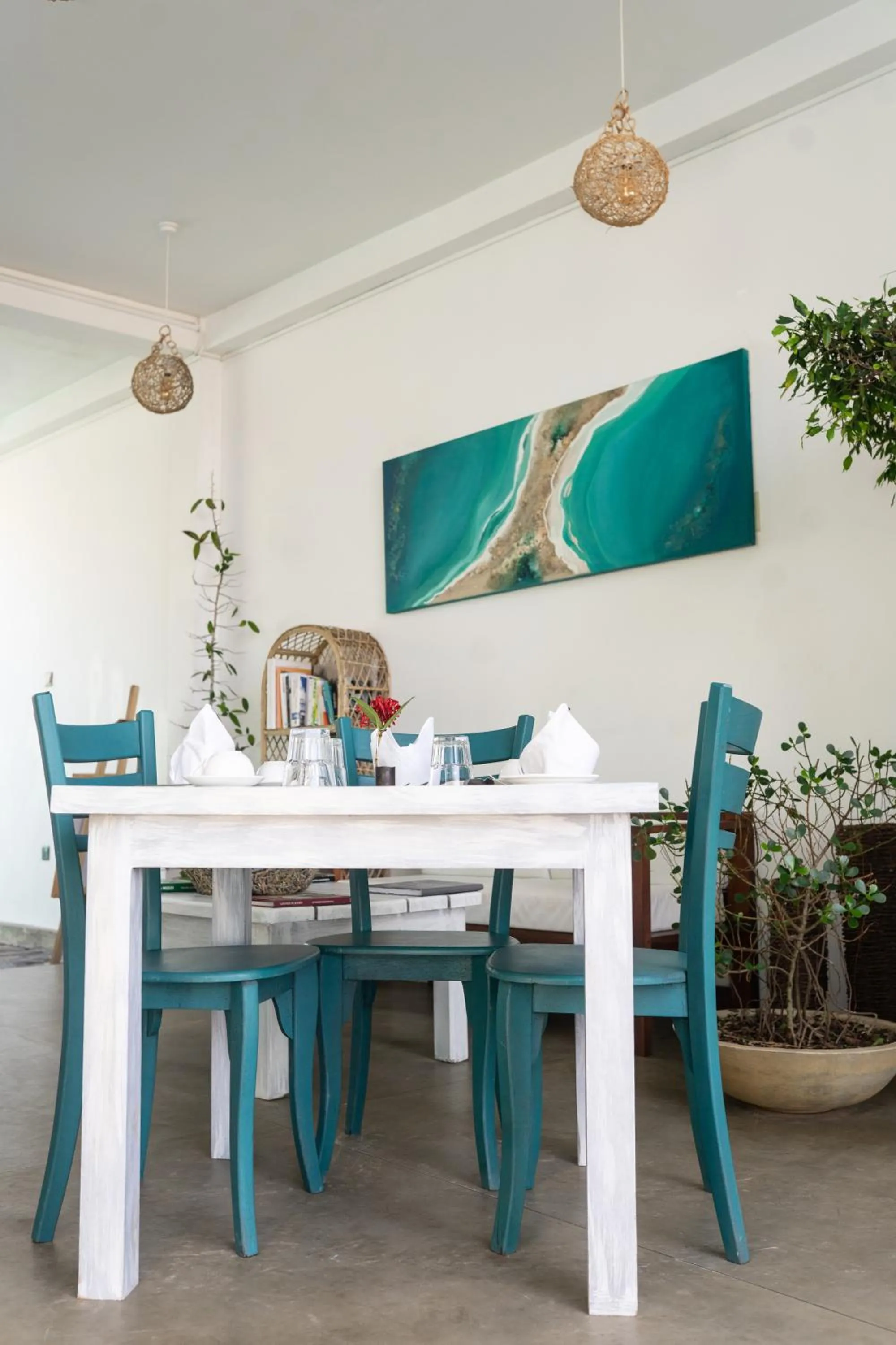 Dining area in Smeralda Resorts Dikwella