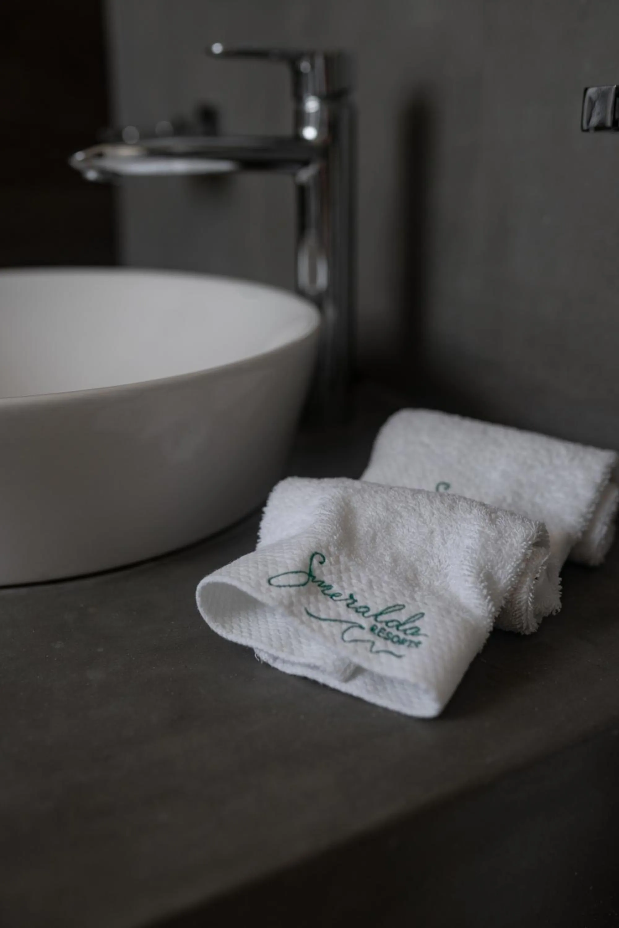 Bathroom in Smeralda Resorts Dikwella