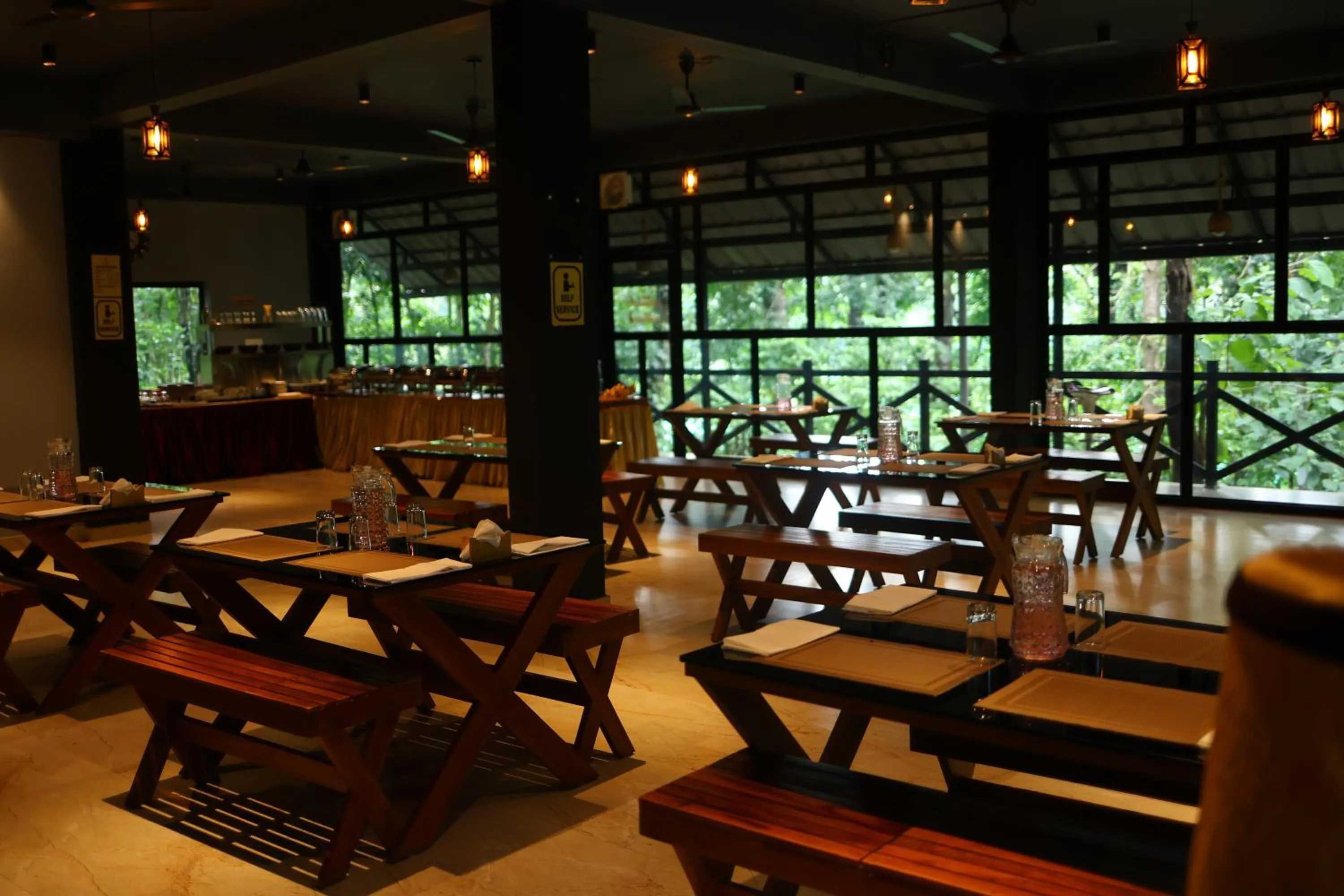 Restaurant/places to eat in Vajra Ayurveda and Yoga Retreat